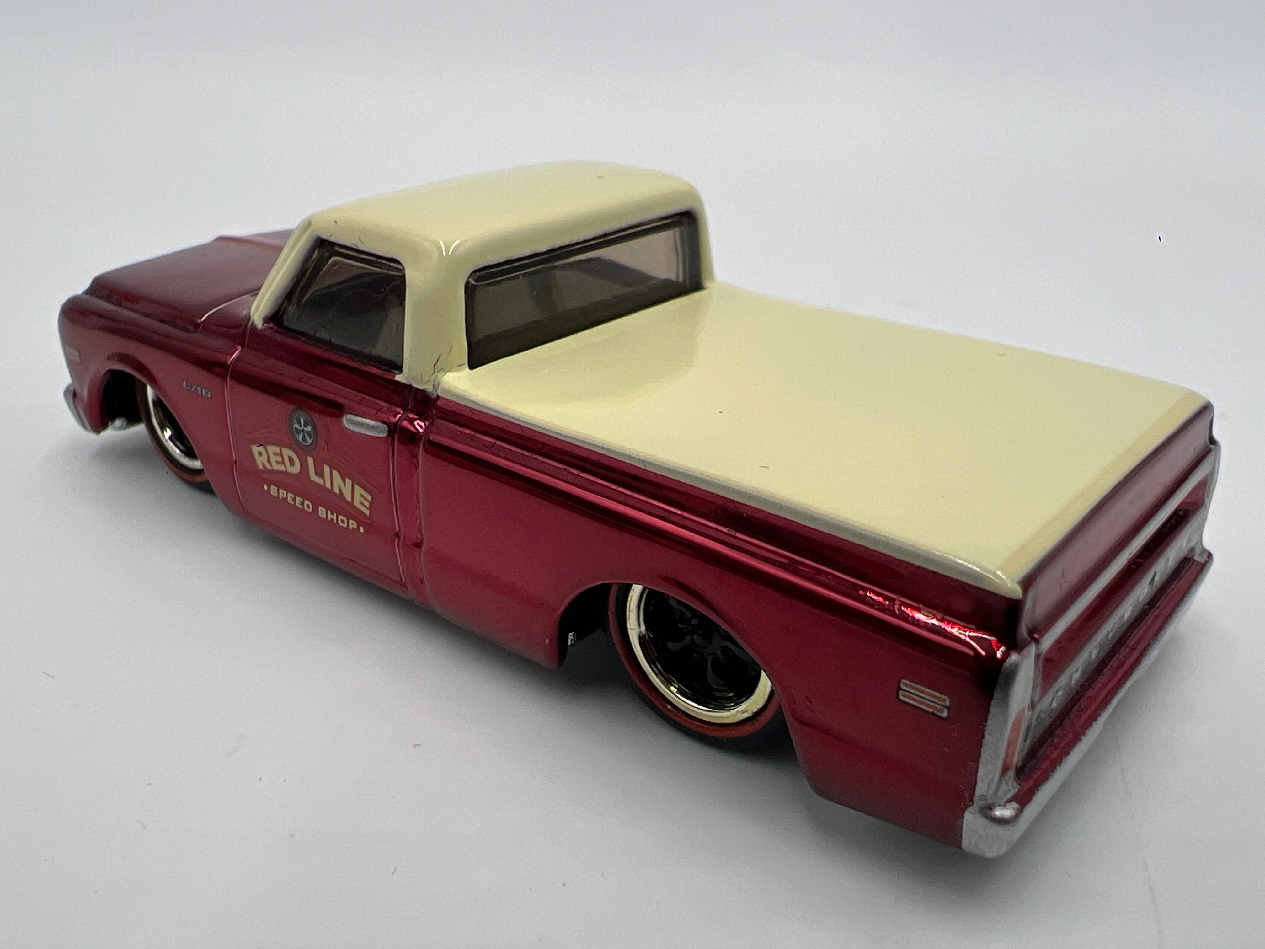 2021 Hot Wheels RLC sELECTIONs 1969 Chevrolet C-10 Red - Image 3