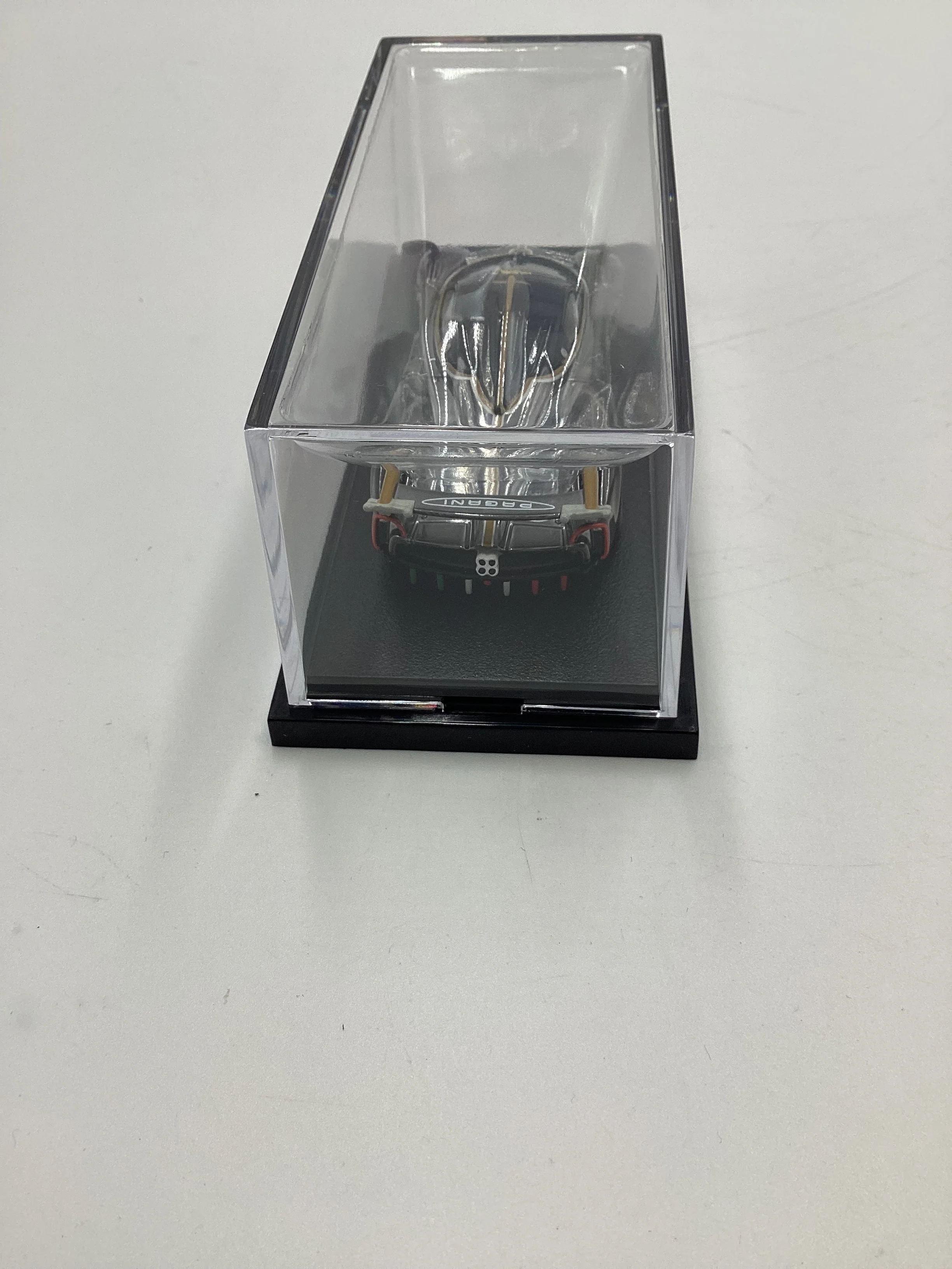 2024 Hot wheels RLC 21 Pagani Huayra R Gray - Image 5