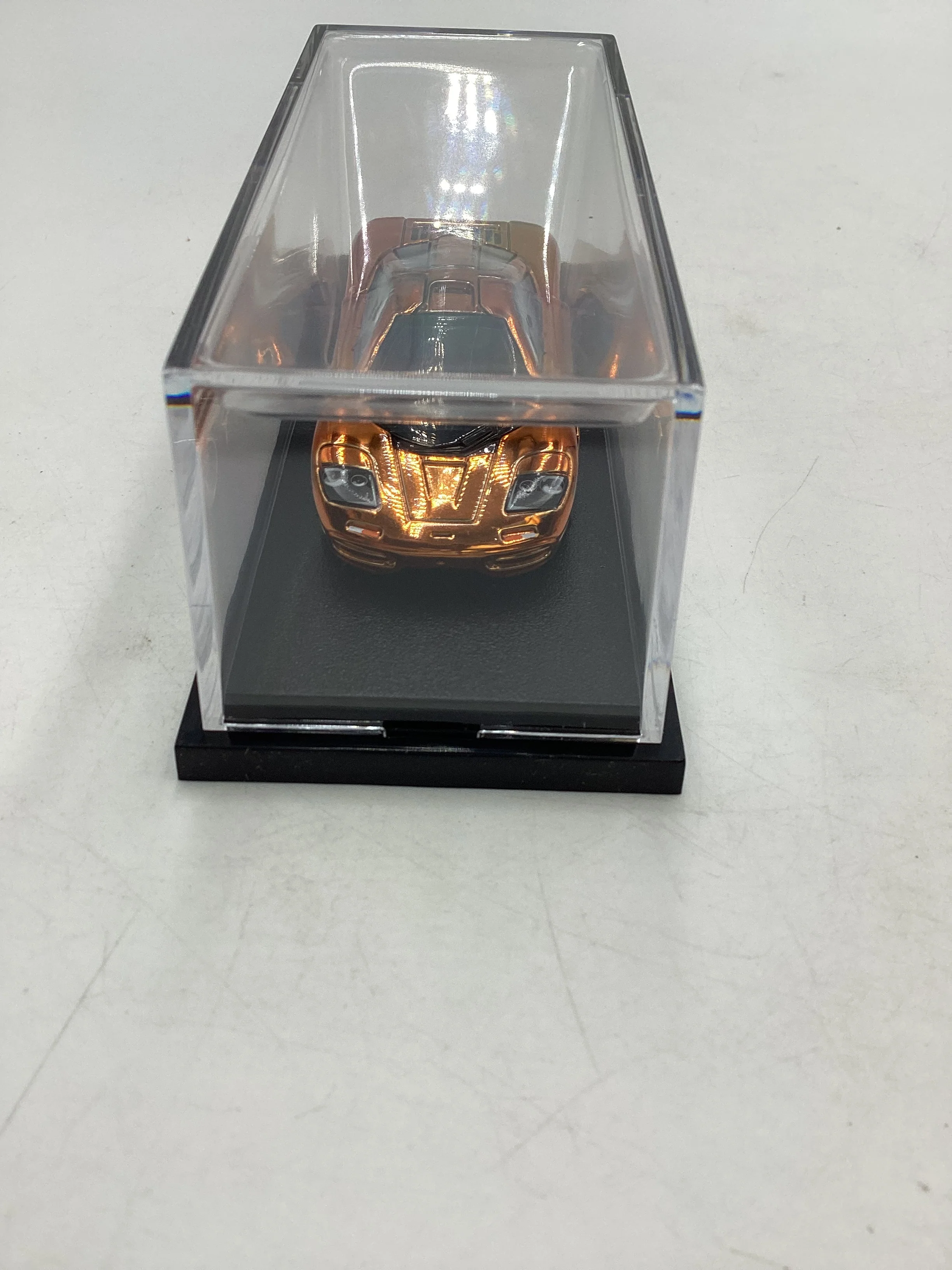 2024 Hot wheels RLC McLaren F1 Orange - Image 6