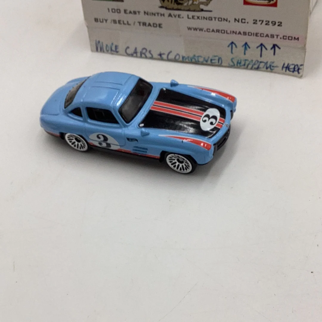 2024 hot wheels Series 1 Mystery Models #3 Mercedes - Image 3