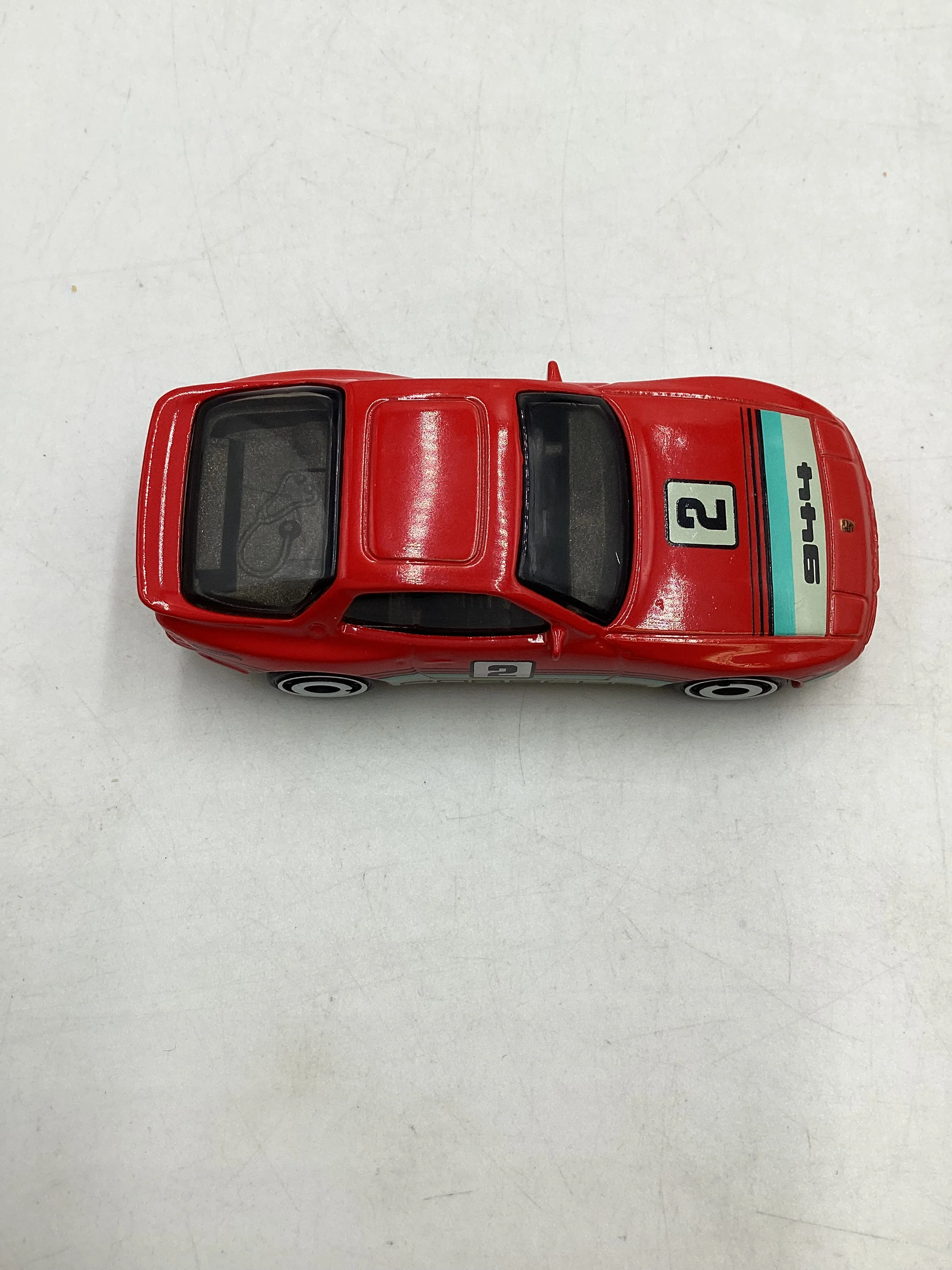2024 hot wheels Series 3 Mystery Models #2 CHASE 89 Porsche 944 Turbo Red - Image 3