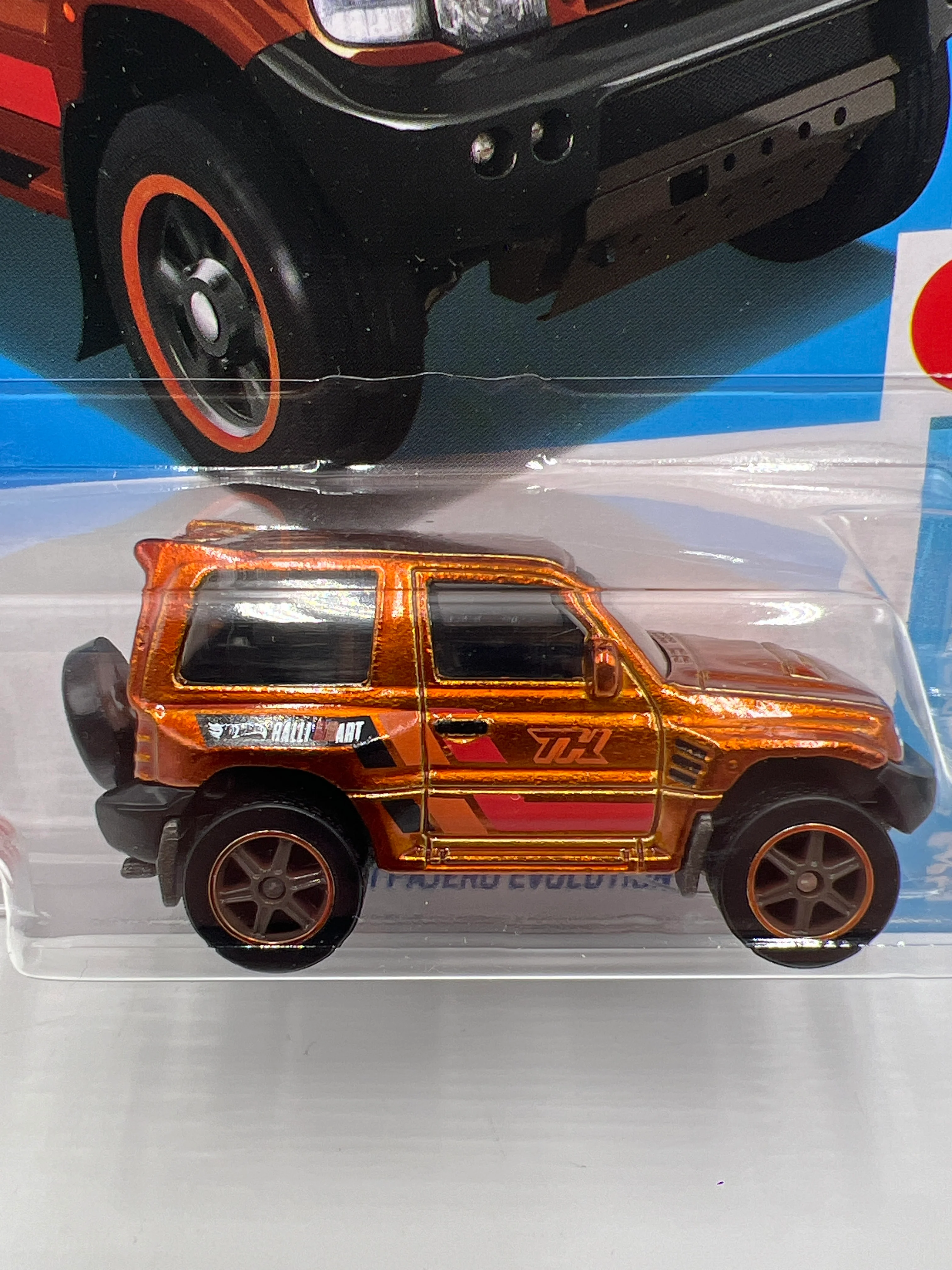 2024 Hot Wheels Super Treasure Hunt #169 Mitsubishi Pajero Evolution Orange W/Protector - Image 2
