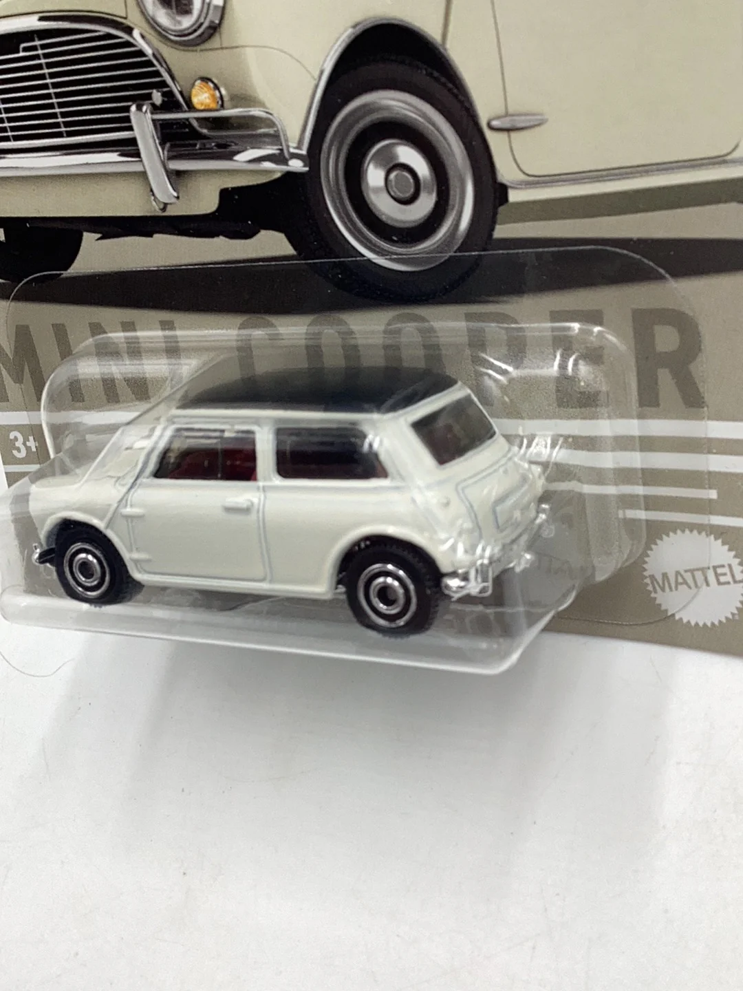 2024 Matchbox 1964 Austin Mini Cooper 6/6 Walmart Exclusive 161M - Image 4