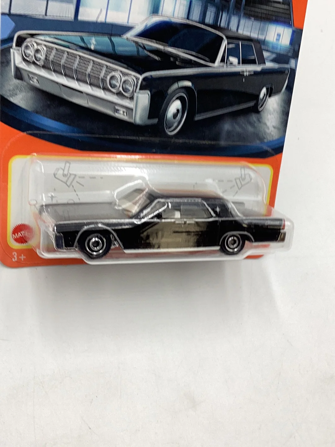 2024 matchbox #21 1964 Lincoln Continental 214H - Image 3