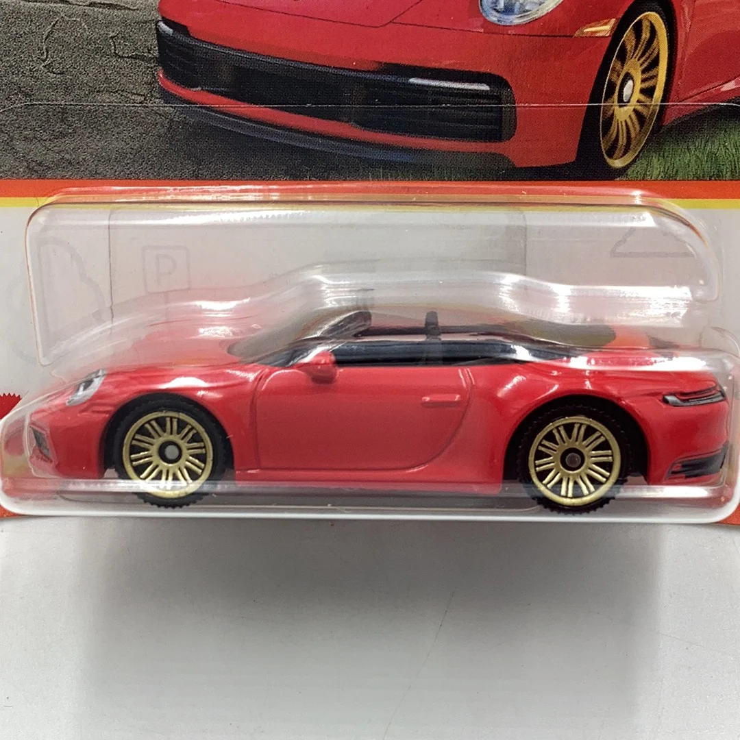 2024 Matchbox #79 Porsche 911 Carrera Cabriolet short card 96i - Image 3