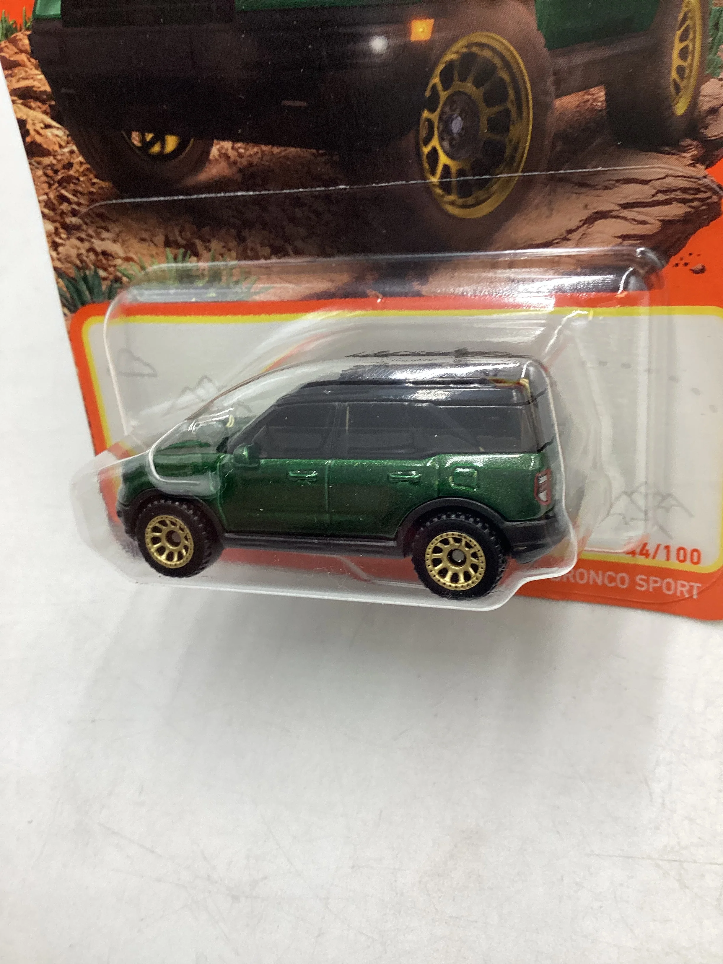 2024 Matchbox G Case #44 2022 Ford Bronco Sport Green 211P - Image 4