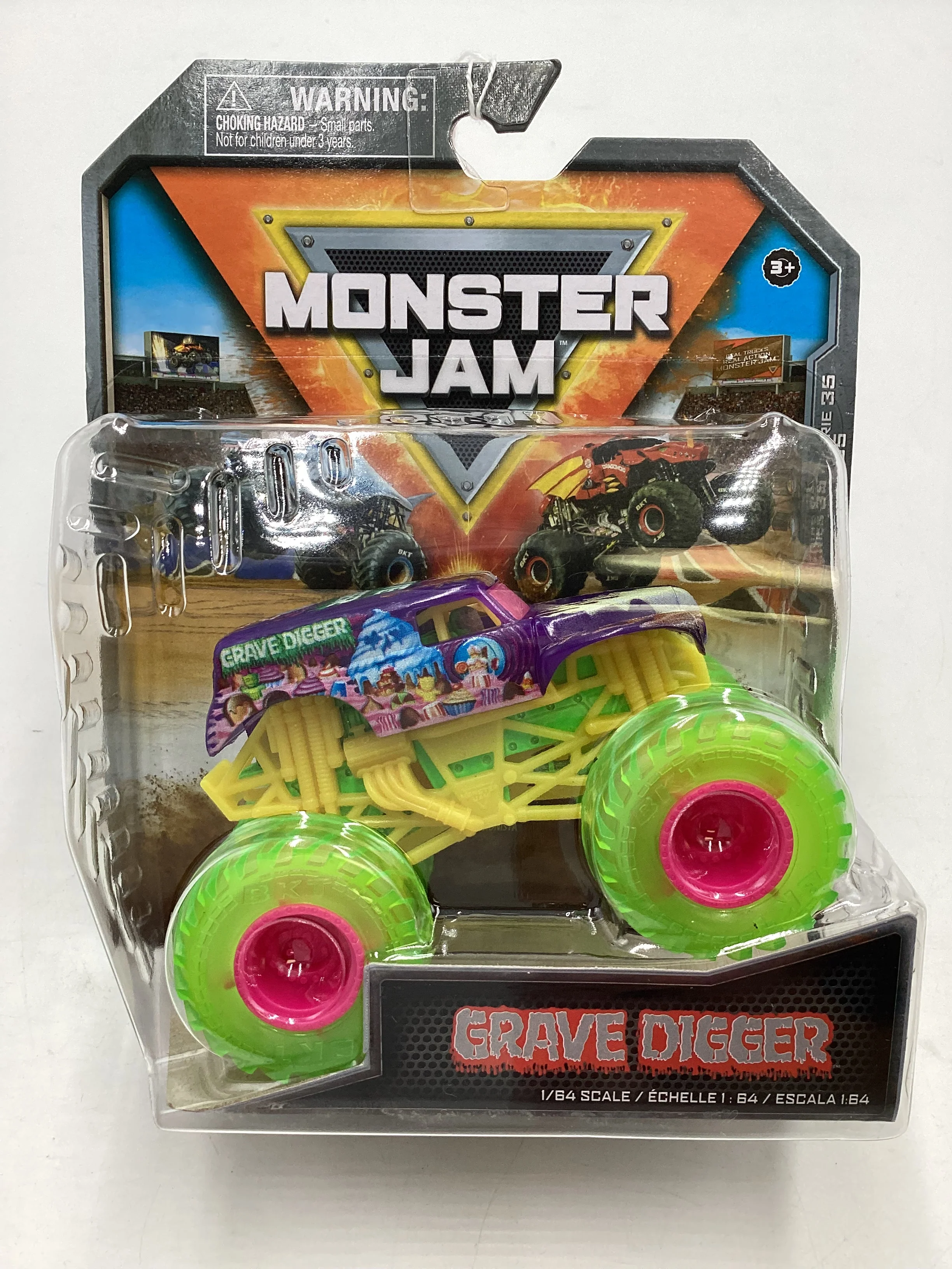 2024 Monster Jam Series 35 Grave Digger 127C - Image 2