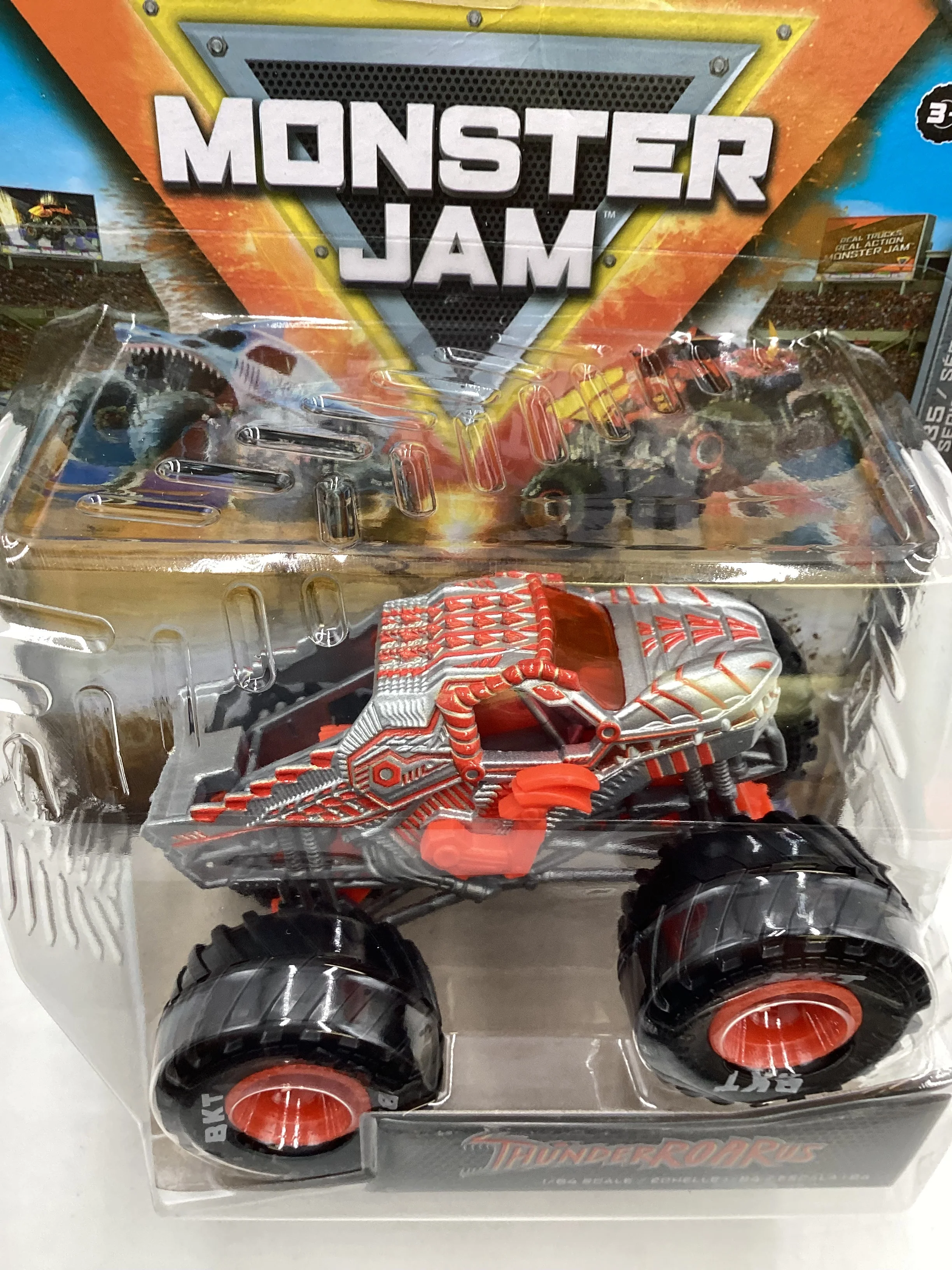 2024 Monster Jam Series 35 ThunderROARus 128A - Image 6