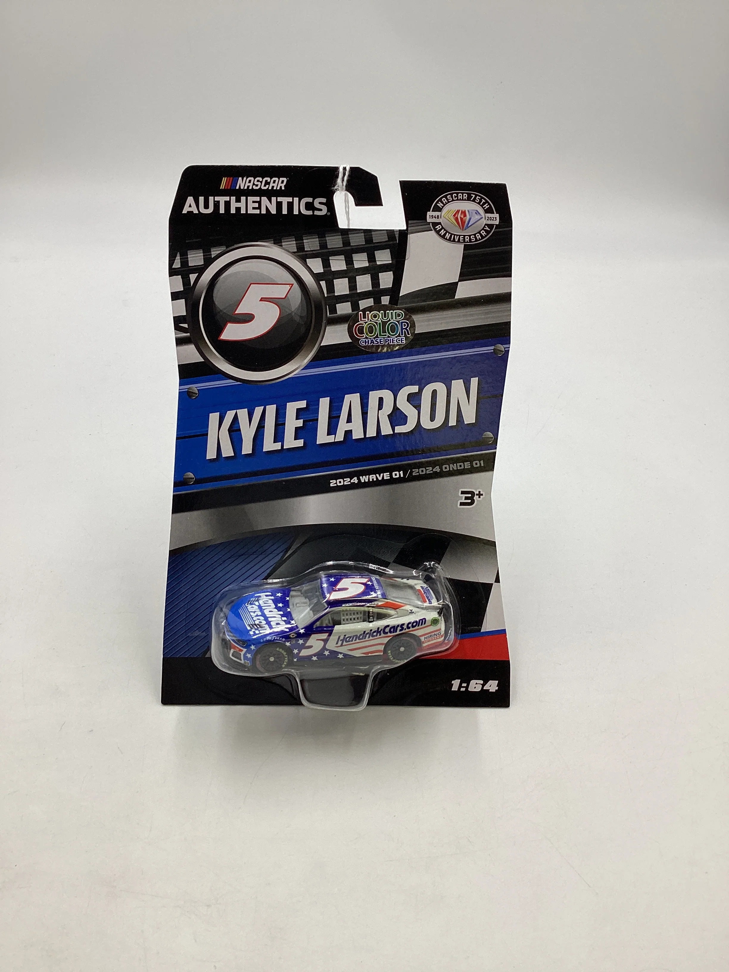 2024 Nascar Authentics 1:64 Wave 01 Kyle Larson #5 Liquid Color Chase Piece - Image 2