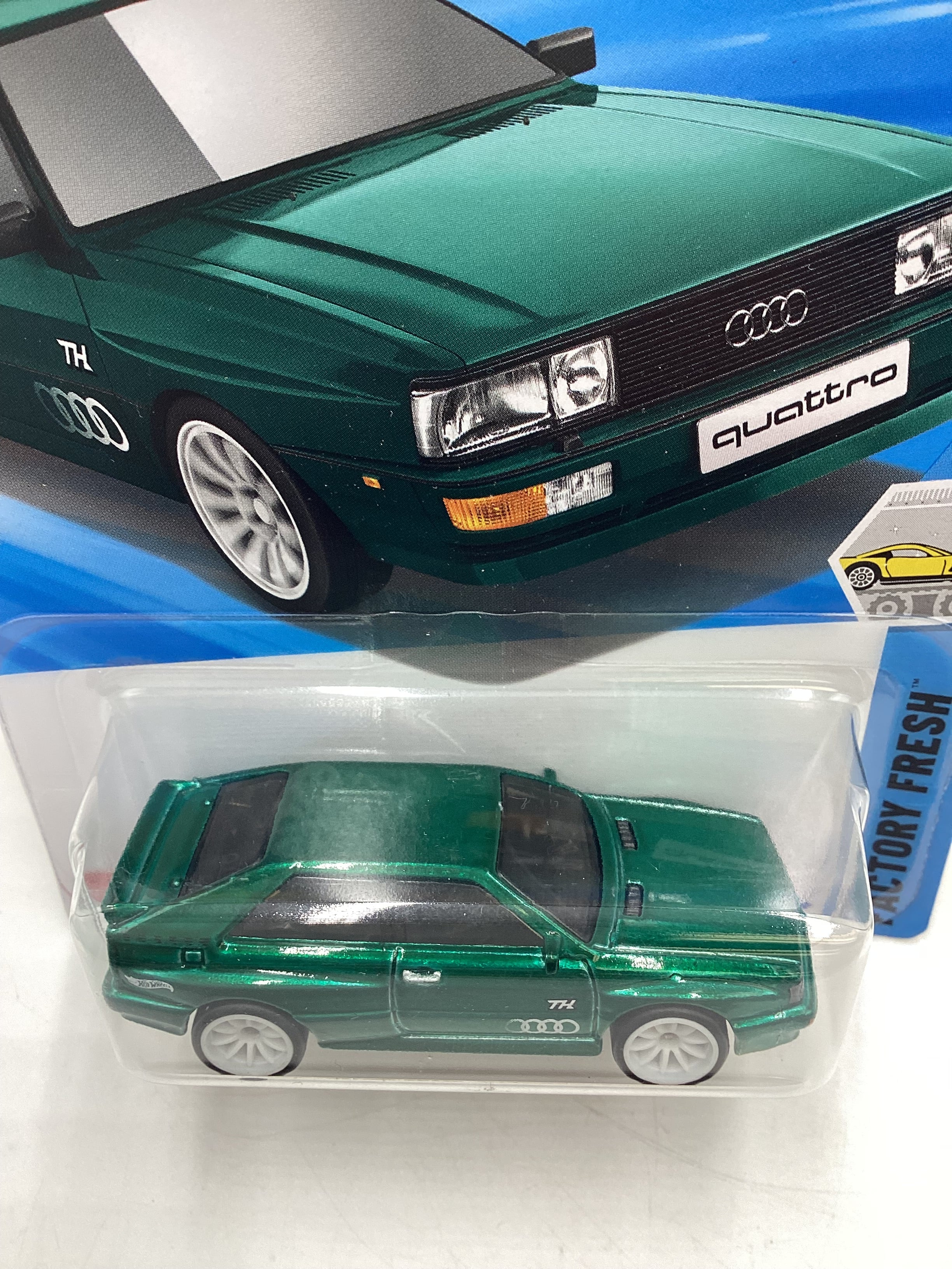 2025 Hot Wheels  A Case Super Treasure Hunt #16 87 Audi Quattro Green with protector - Image 8