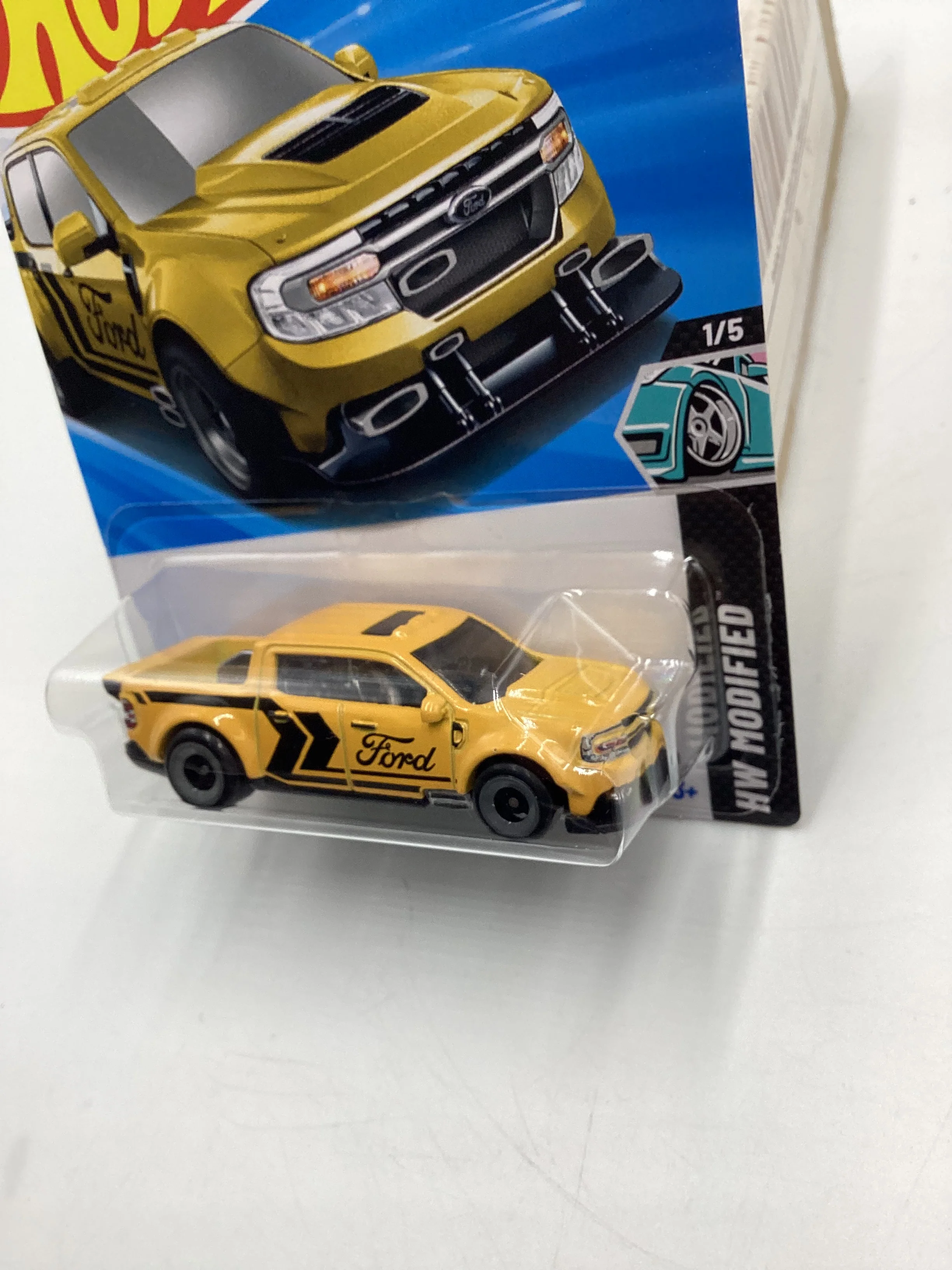 2025 Hot Wheels B case #49 22 Ford Maverick Custom 33E - Image 4