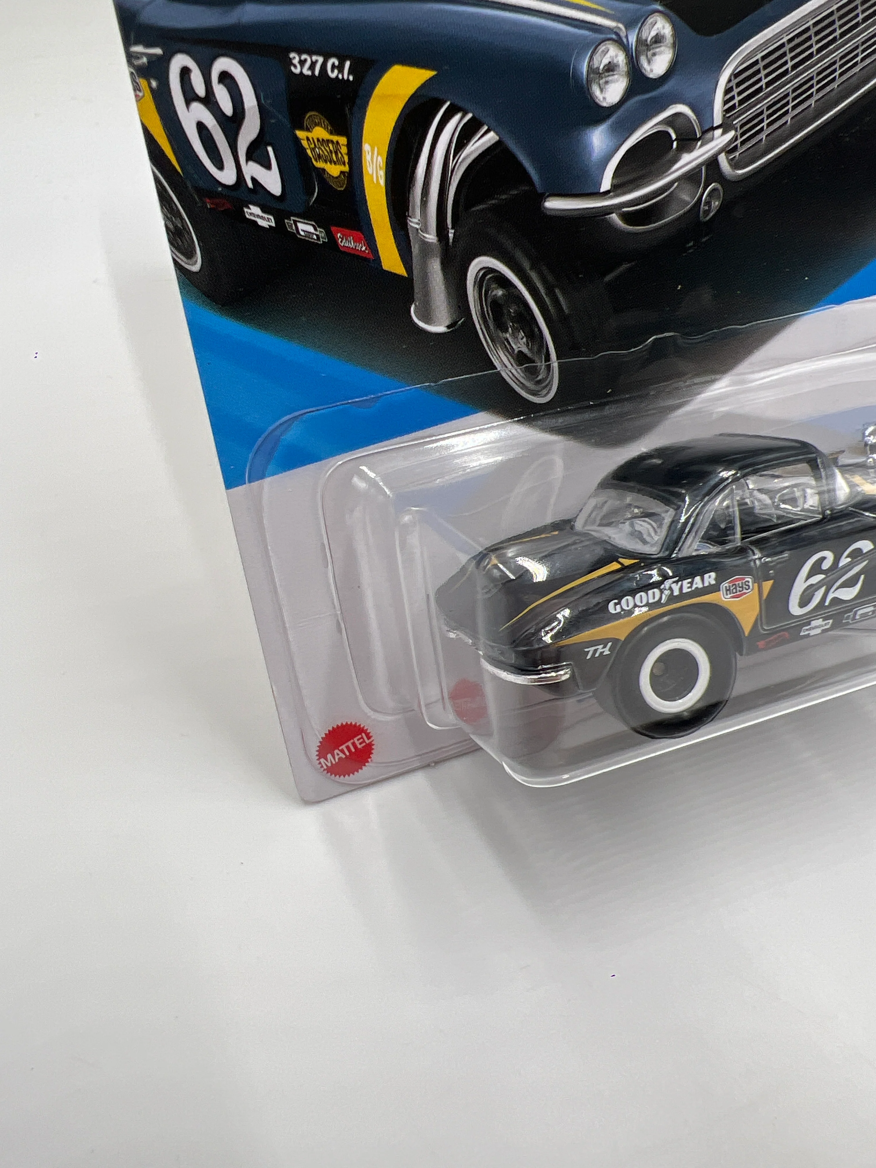 2025 Hot Wheels Super Treasure Hunt #182 62 Corvette Gasser W/Protector - Image 4