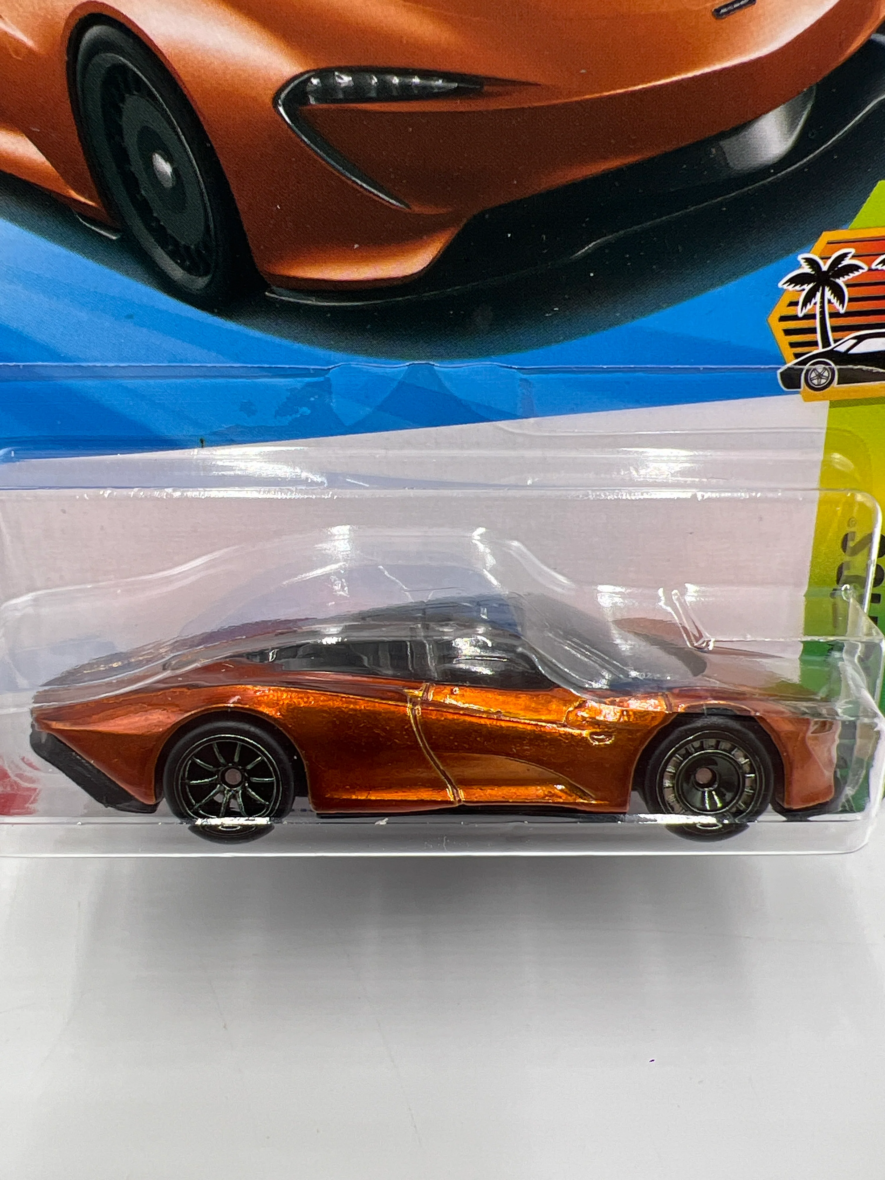 2025 Hot Wheels Factory Sealed Super Treasure Hunt #209 McLaren Speedtail Orange W/Protector Cracked Blister - Image 2