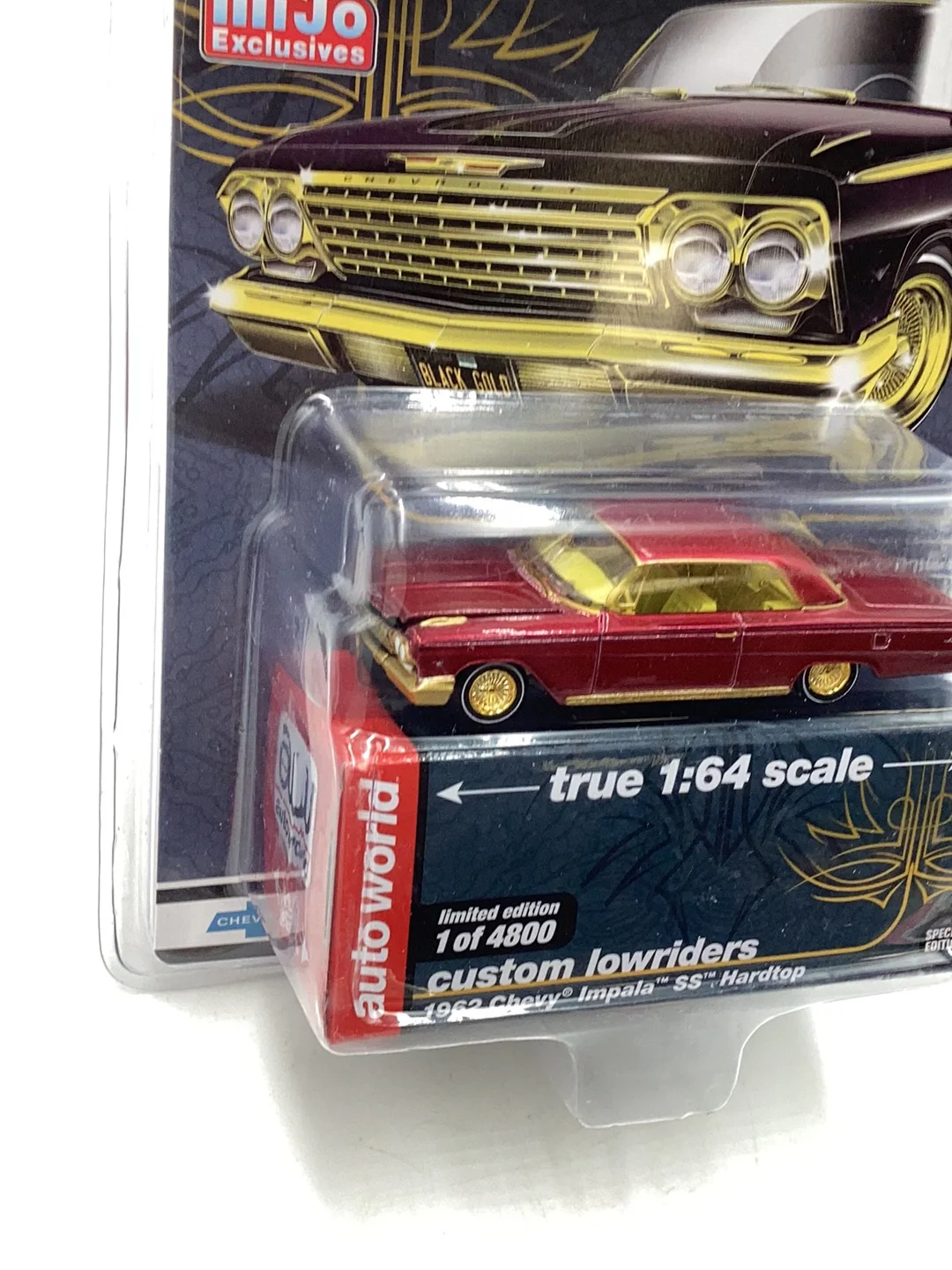 Auto world MiJo exclusive 1962 Chevy Impala SS Hardtop Chase - Image 3