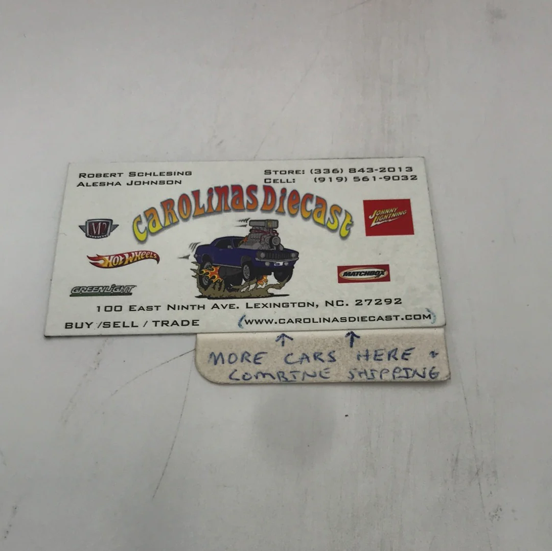 Auto world Muscle Trucks 1982 Chevy Silverado 10 Fleetside dark blue new casting - Image 5
