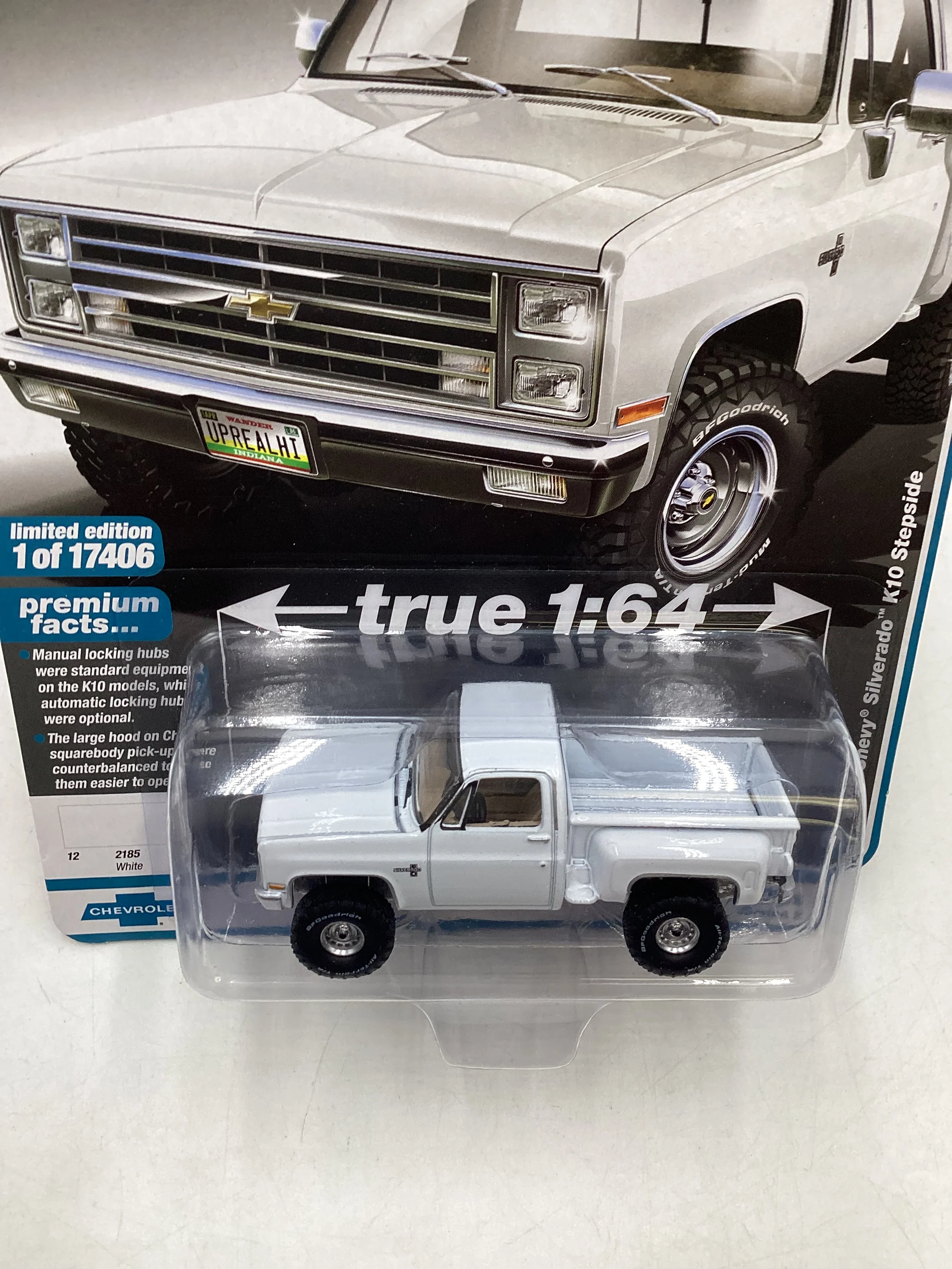 Auto World Muscle Trucks 1986 Chevy Silverado K10 Stepside 185A - Image 6