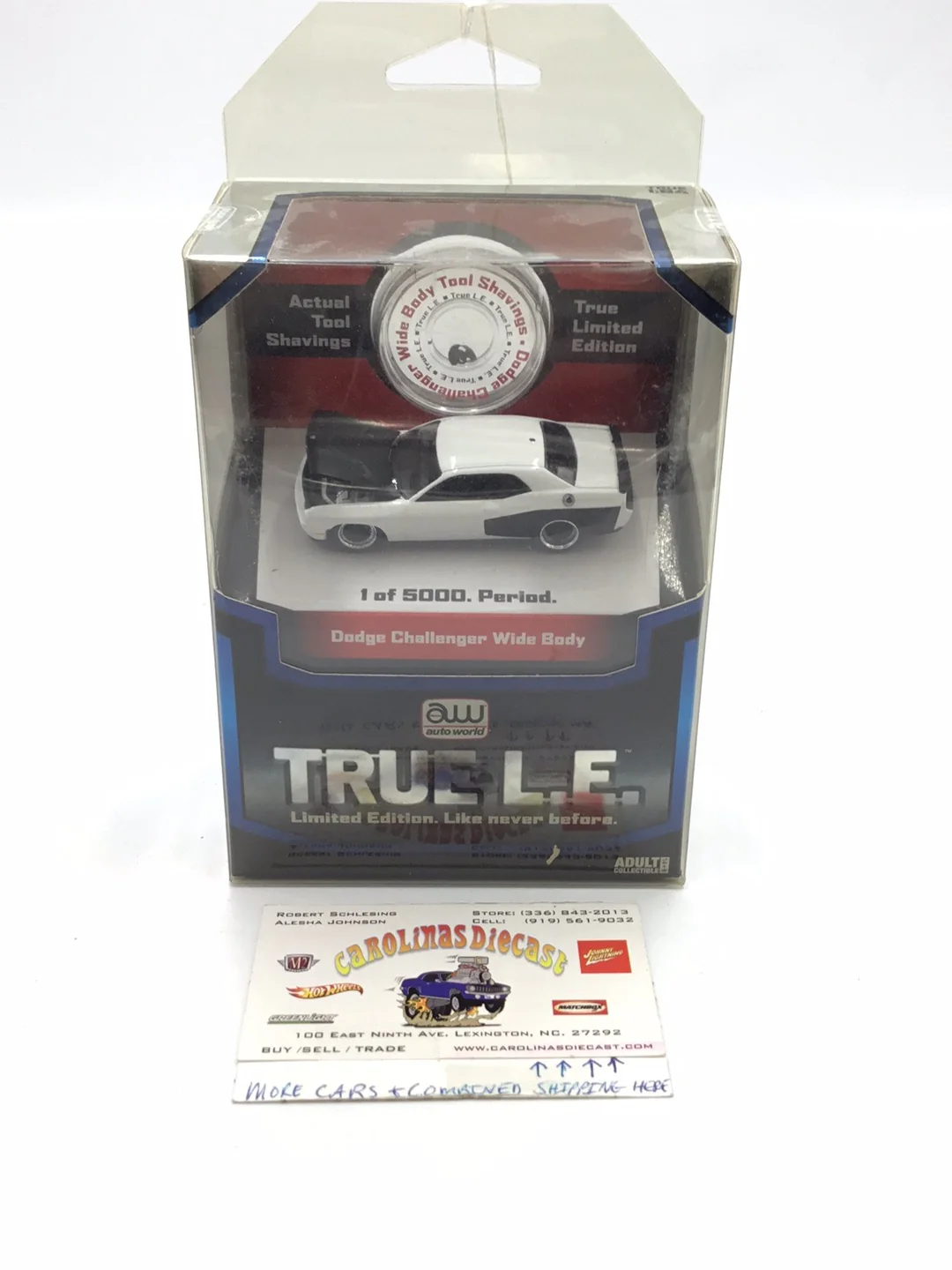 Auto world True L.E. Dodge Challenger Wide Body