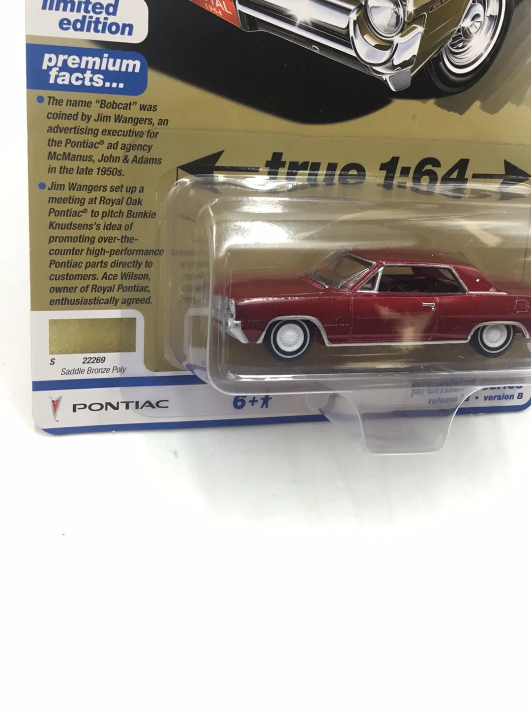 Auto world vintage muscle 1964 Pontiac Grand Prix Royal Bobcat version B Ultra Red Chase bad corner - Image 3
