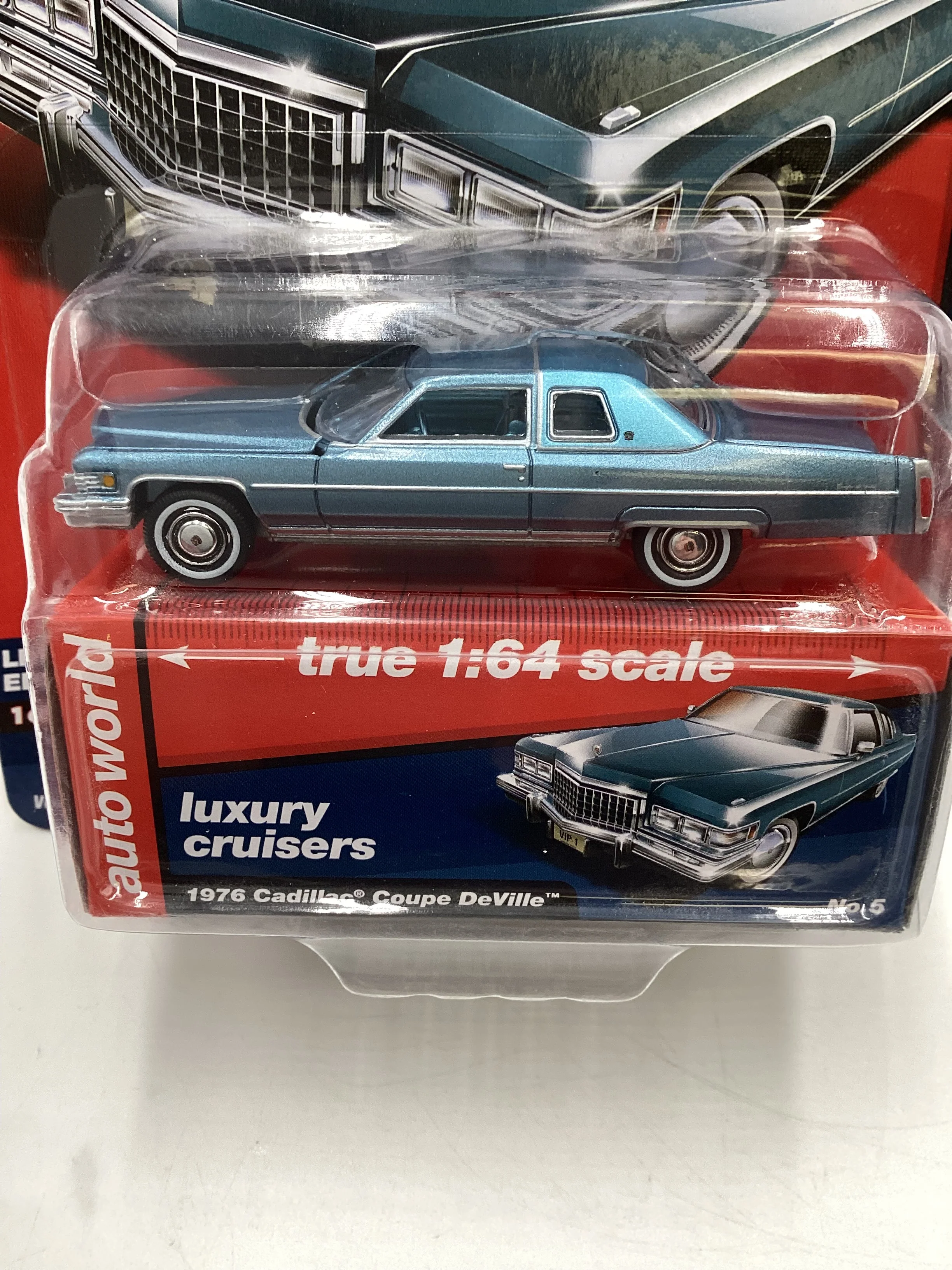 Auto World Luxury Cruisers Premium Series 3 #5 1976 Cadillac Coupe Deville Light Blue - Image 3
