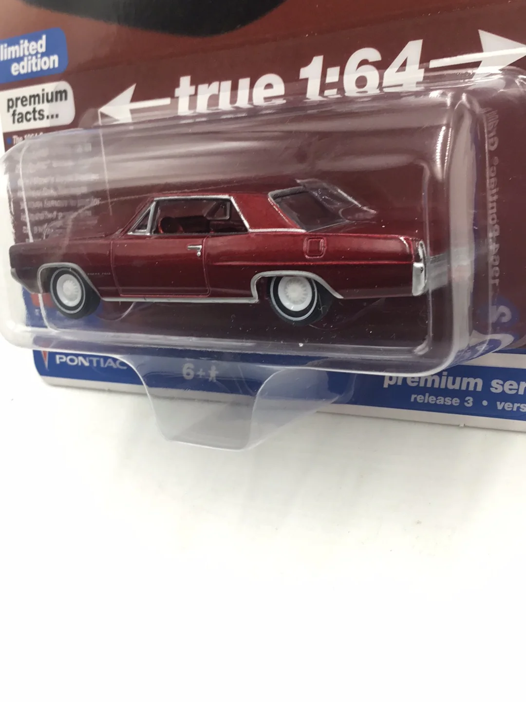 Auto world vintage muscle 1964 Pontiac Grand Prix Royal Bobcat version A Ultra Red Chase - Image 4