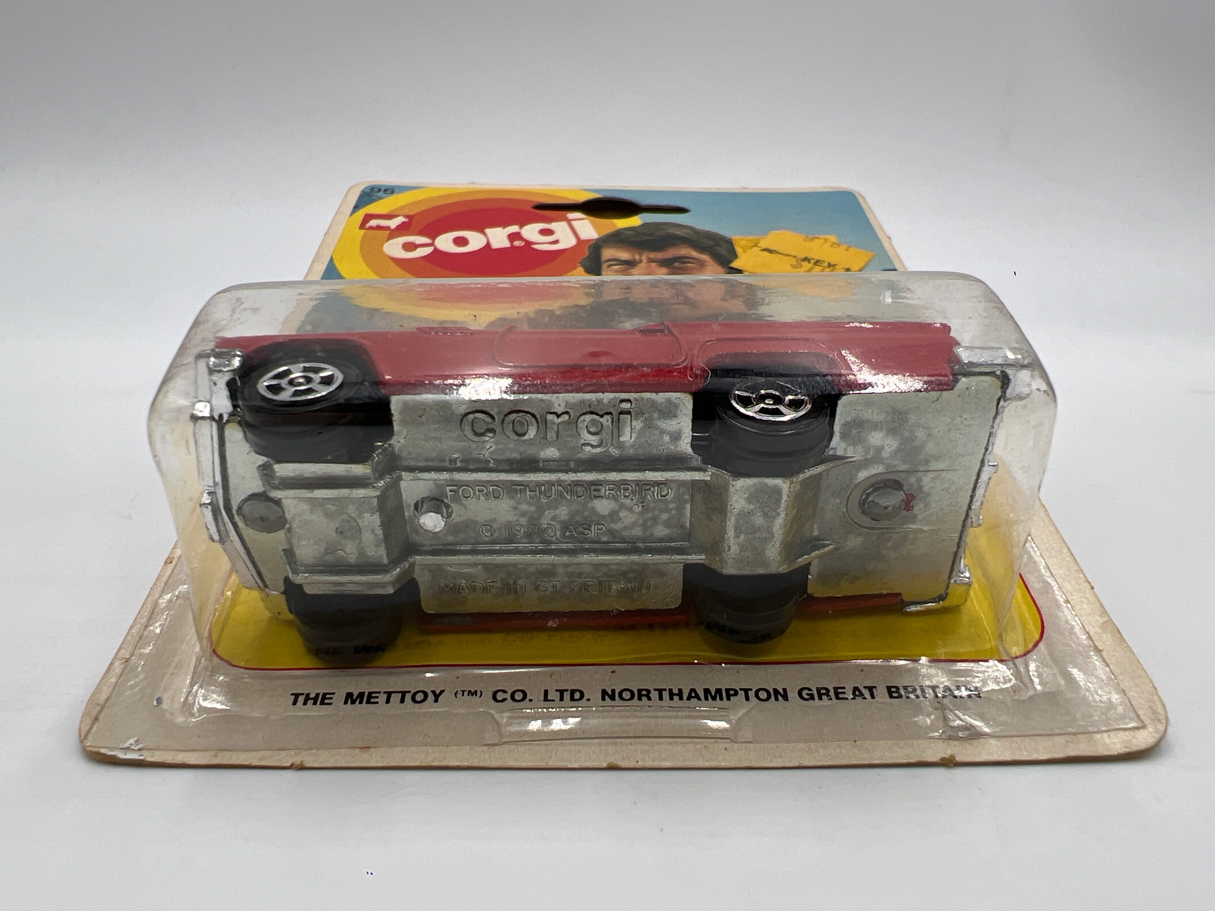 1980 Corgi #96 VEGA$ Ford Thunderbird Red W/Protector - Image 5