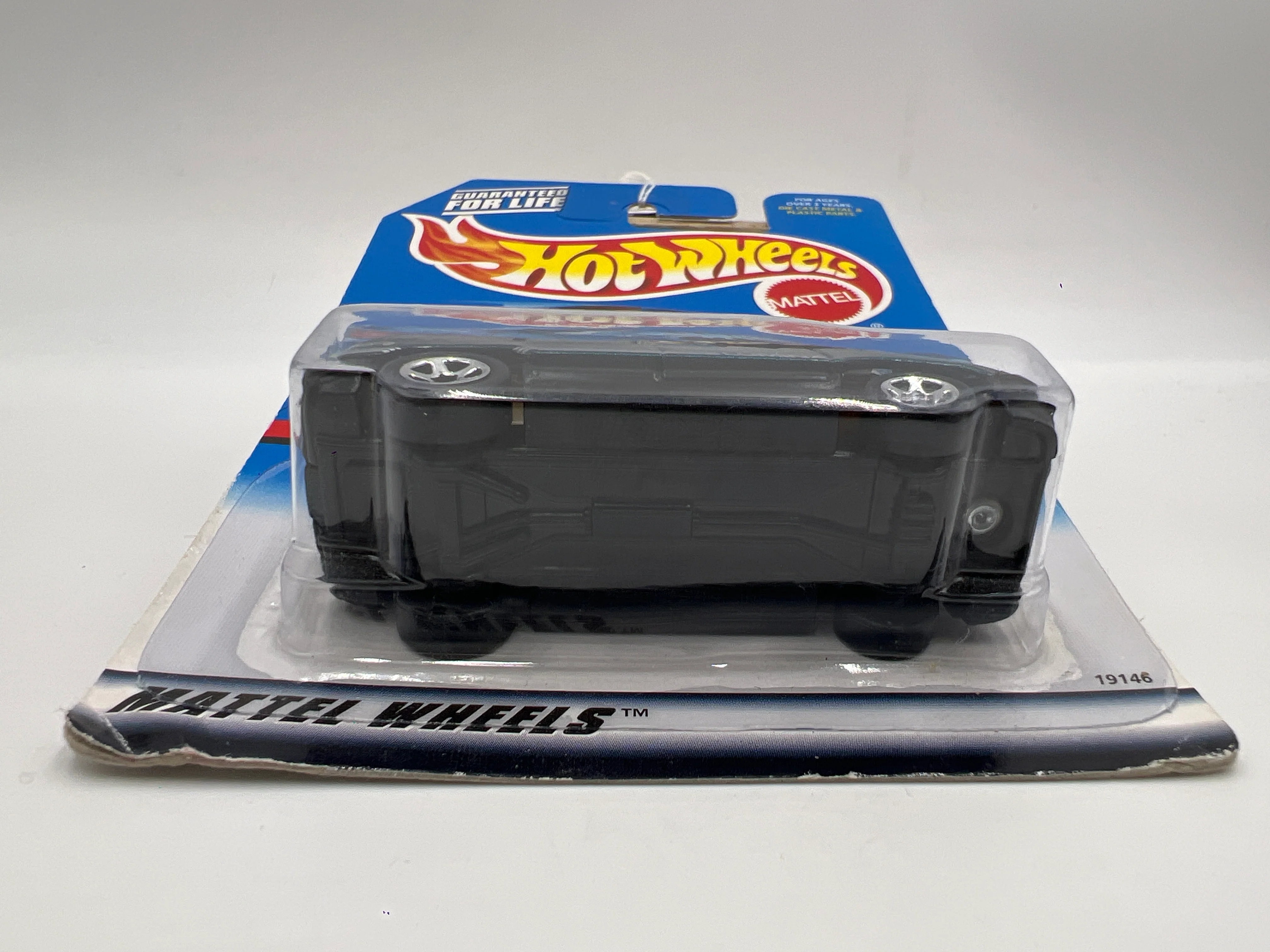 1997 Hot Wheels Collector #720 Lumina Van Green - Image 5