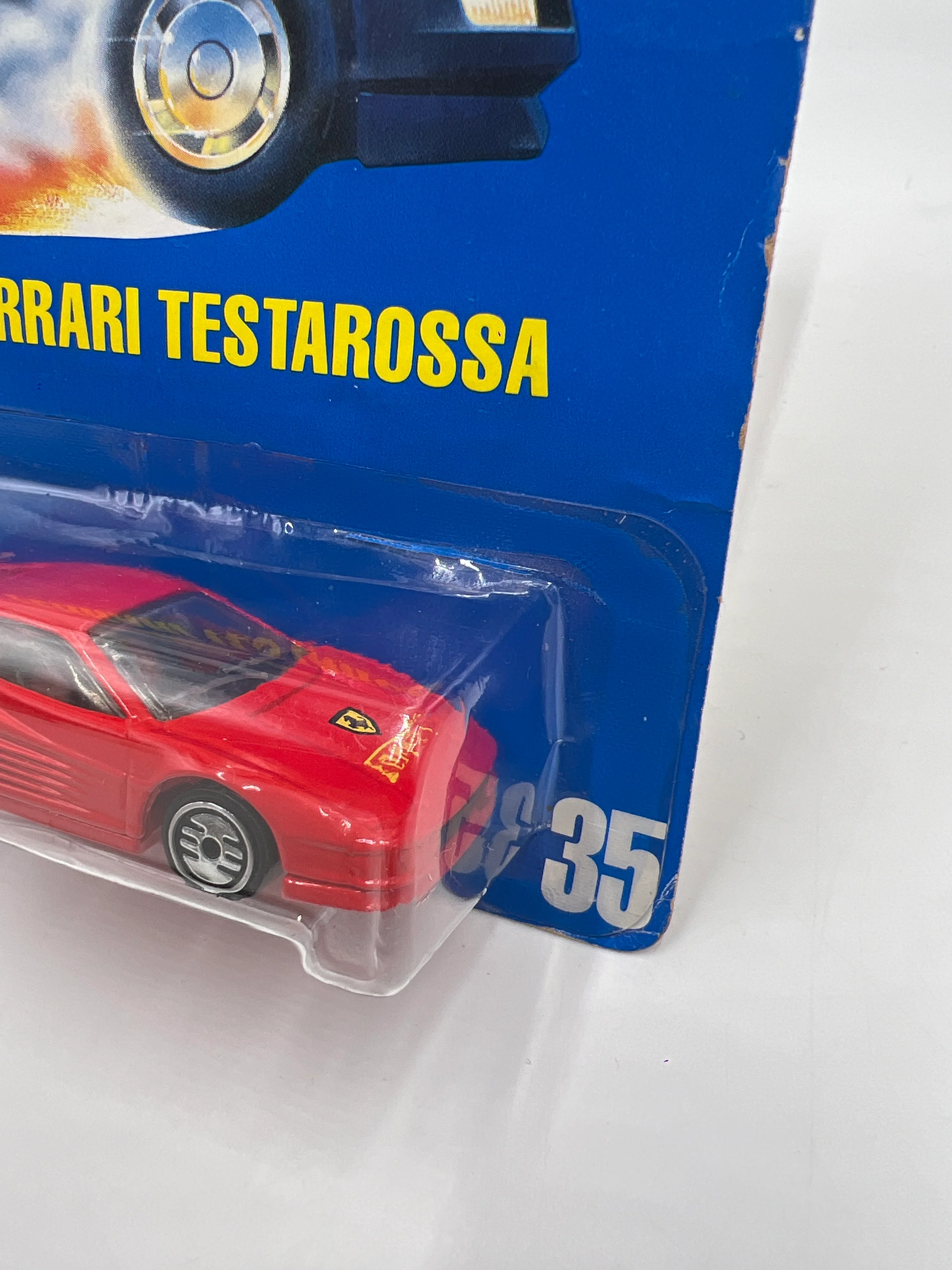 1991 Hot Wheels #35 Ferrari Testarossa Red W/Black Interior *Bad Card* - Image 4
