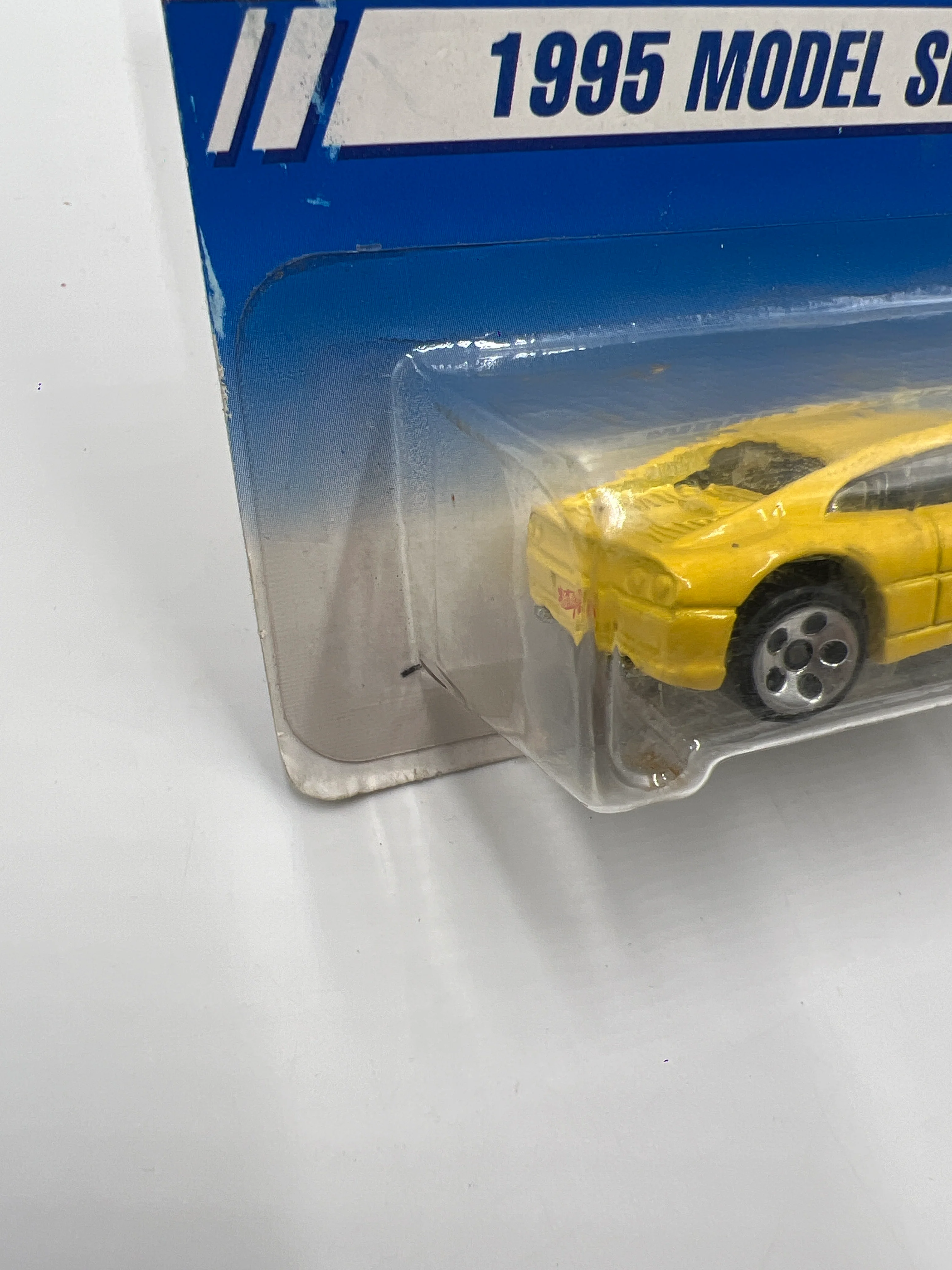 1995 Hot Wheels Model Series #350 Ferrari 355 Yellow 5 Dot Wheels *Bad Card* - Image 5