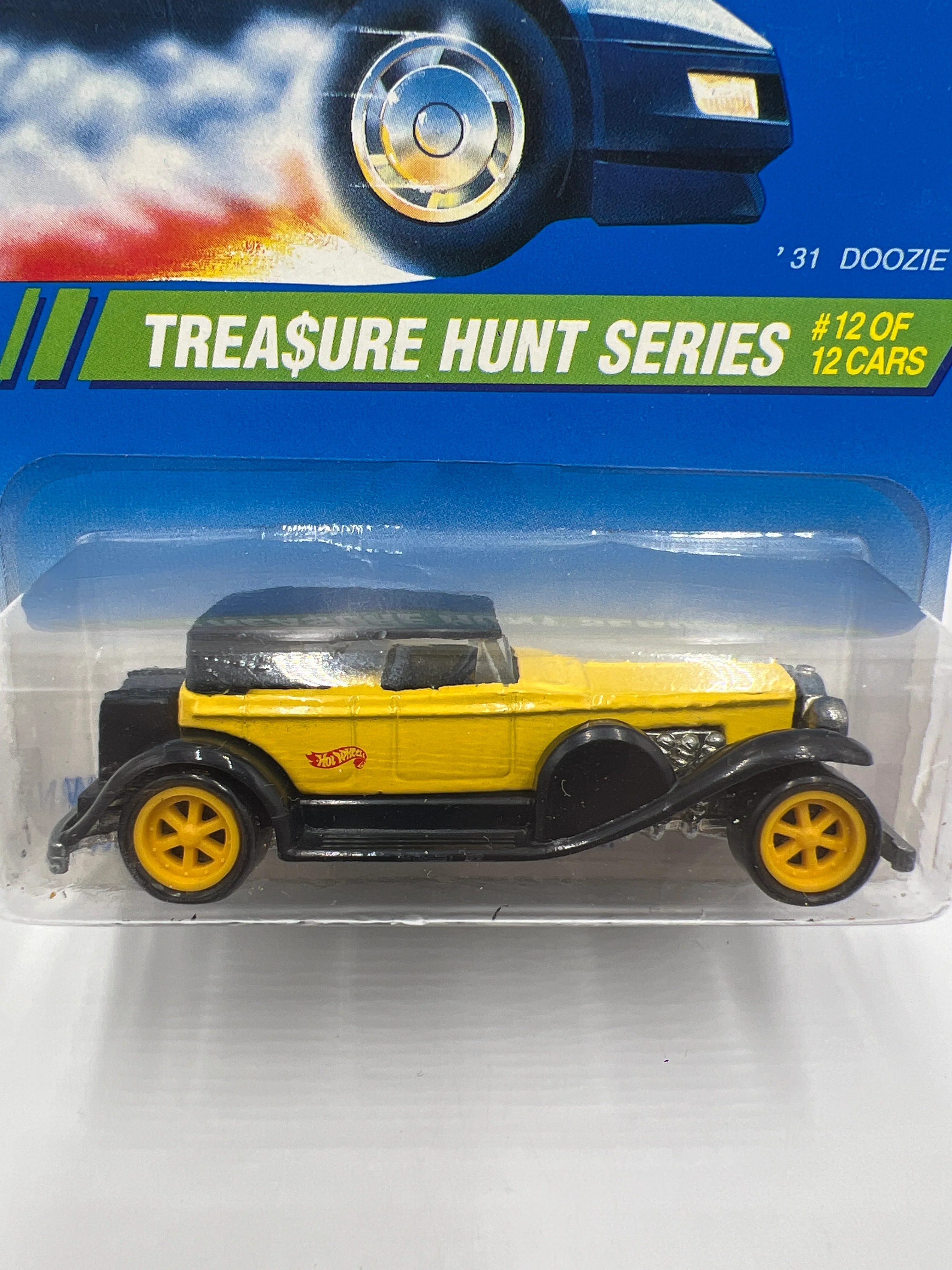 1995 Hot Wheels Treasure Hunt Series #12 31 Doozie Yellow W/Protector - Image 2