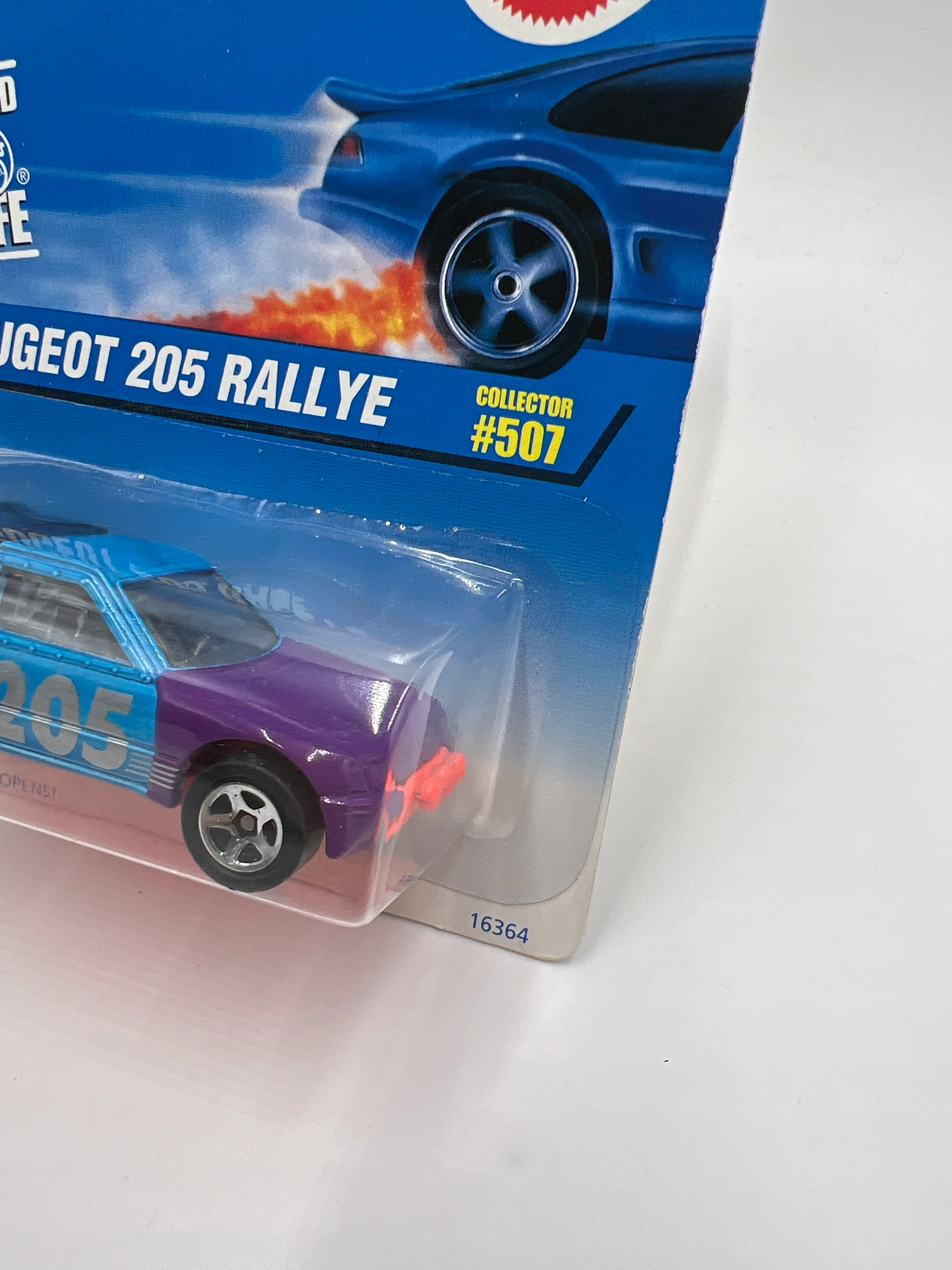 1997 Hot Wheels Collector #507 Peugeot 205 Rallye W/Protector - Image 3