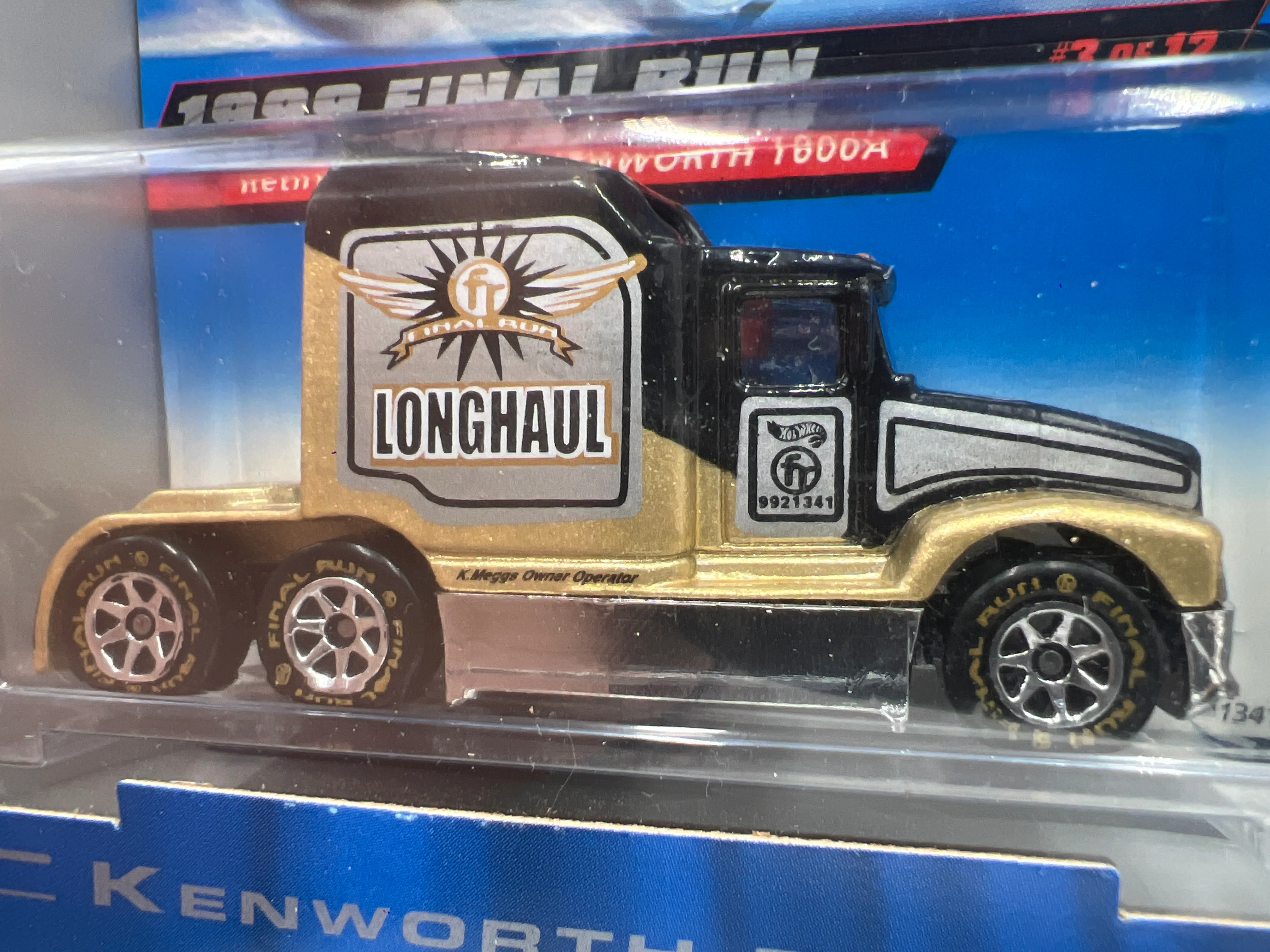 1999 Hot Wheels Final Run #3 Kenworth T600A Black/Gold - Image 3