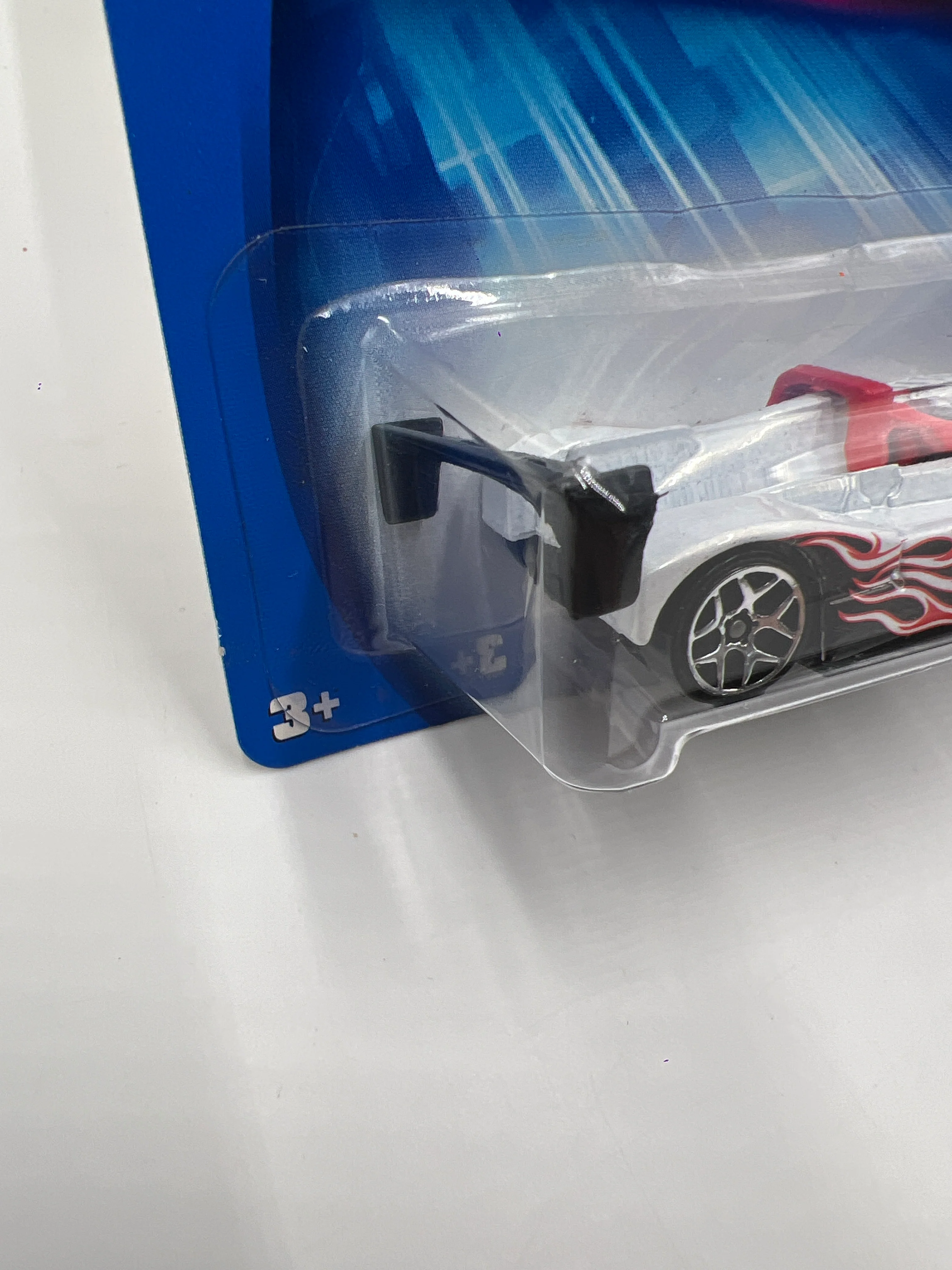 2004 Hot Wheels Ferrari Heat #132 Ferrari 333 SP White - Image 5