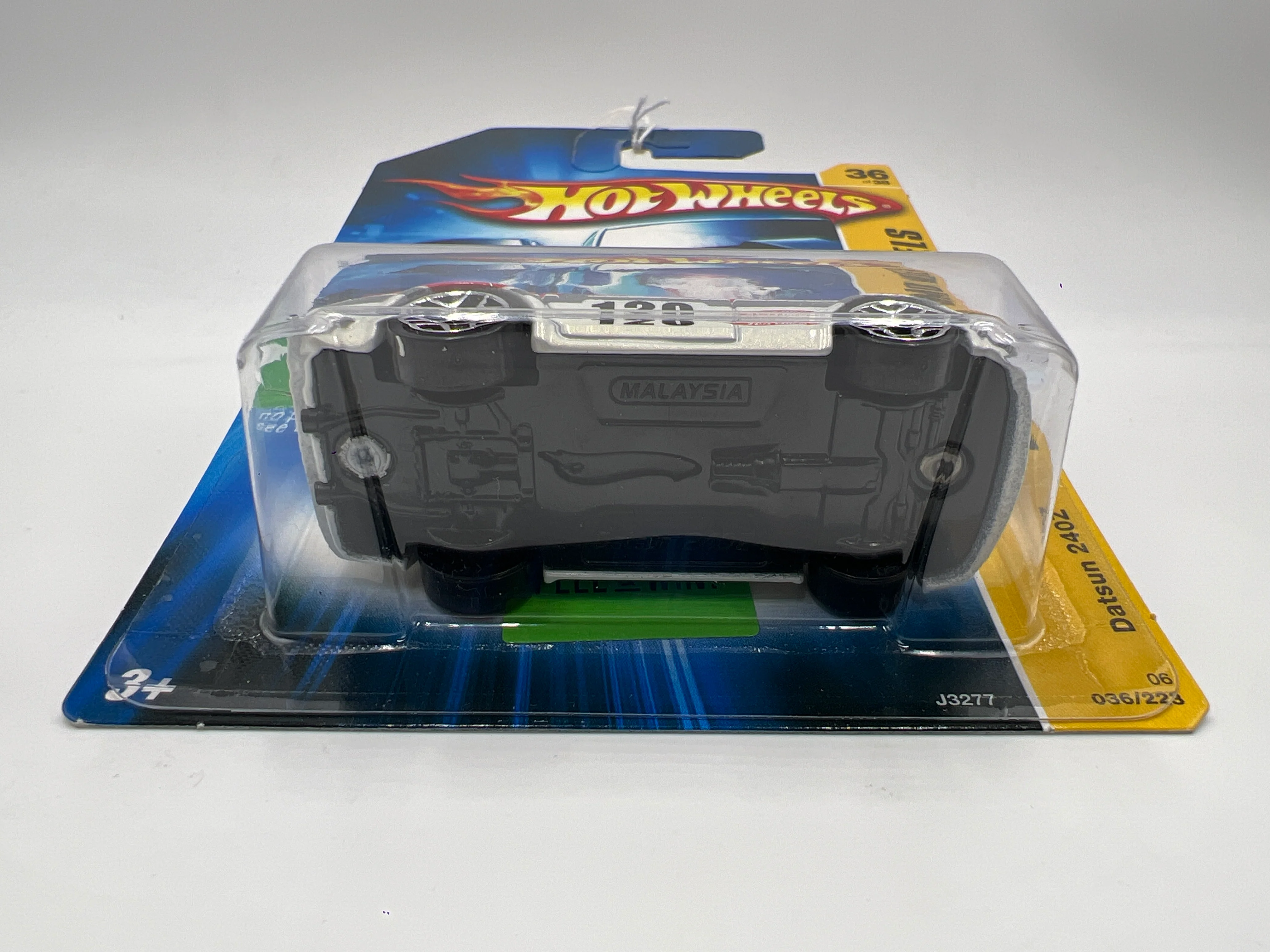 2006 Hot Wheels New Models #36 Yellow Datsun 240Z White 86C - Image 6