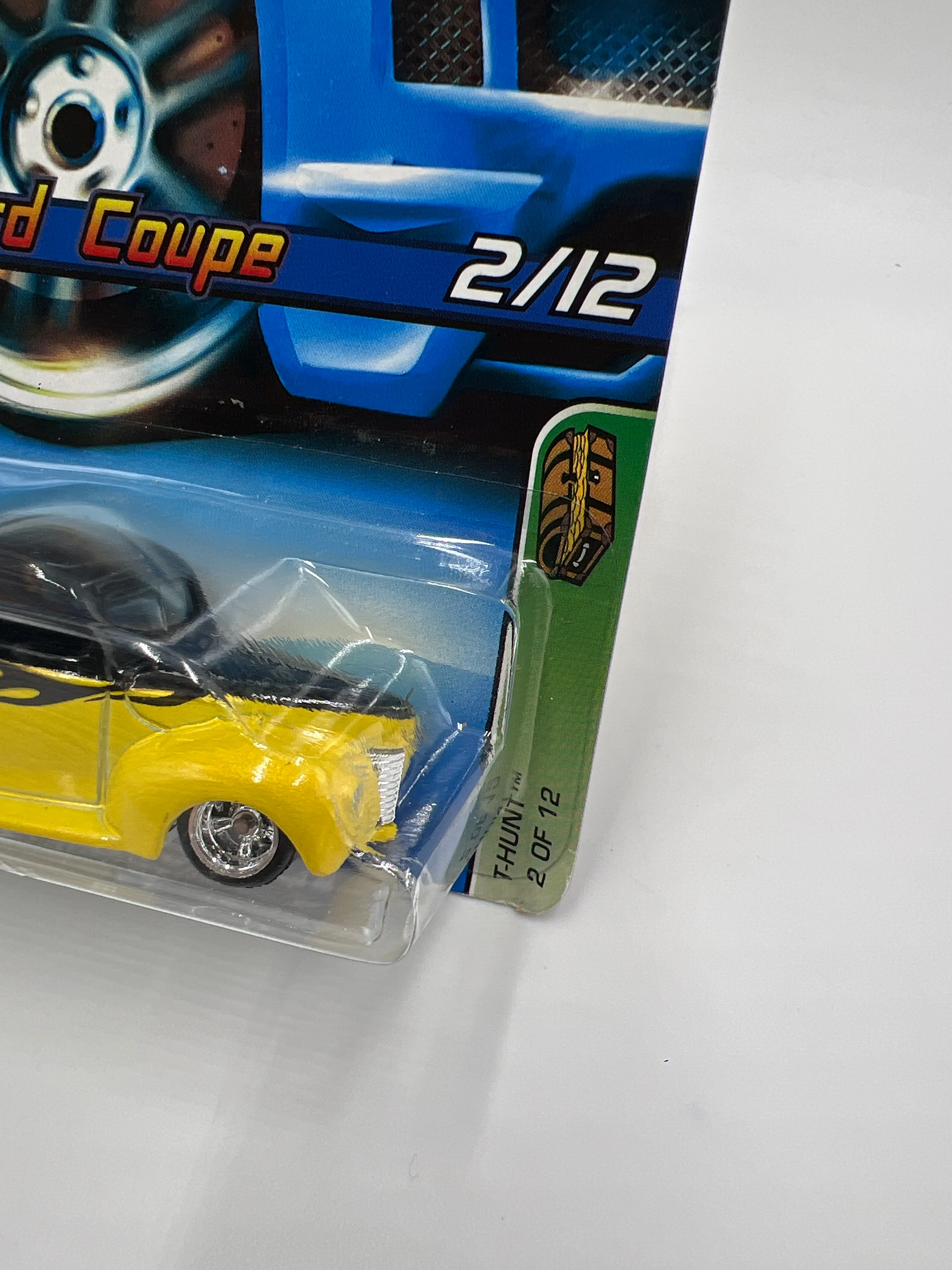 2006 Hot Wheels T-Hunt Series #40 40 Ford Coupe Yellow/Black W/Real Riders - Image 3