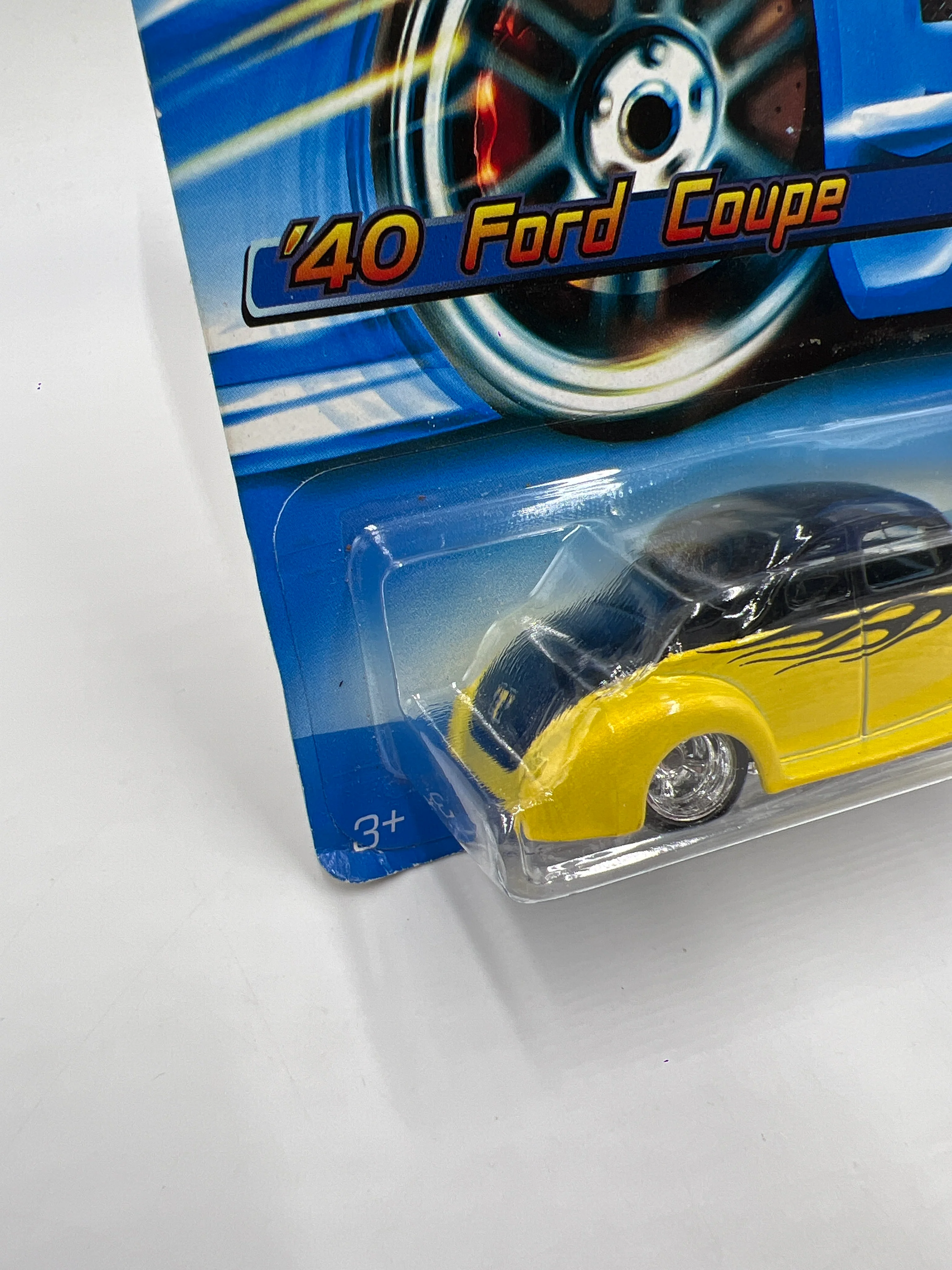2006 Hot Wheels T-Hunt Series #40 40 Ford Coupe Yellow/Black W/Real Riders - Image 4