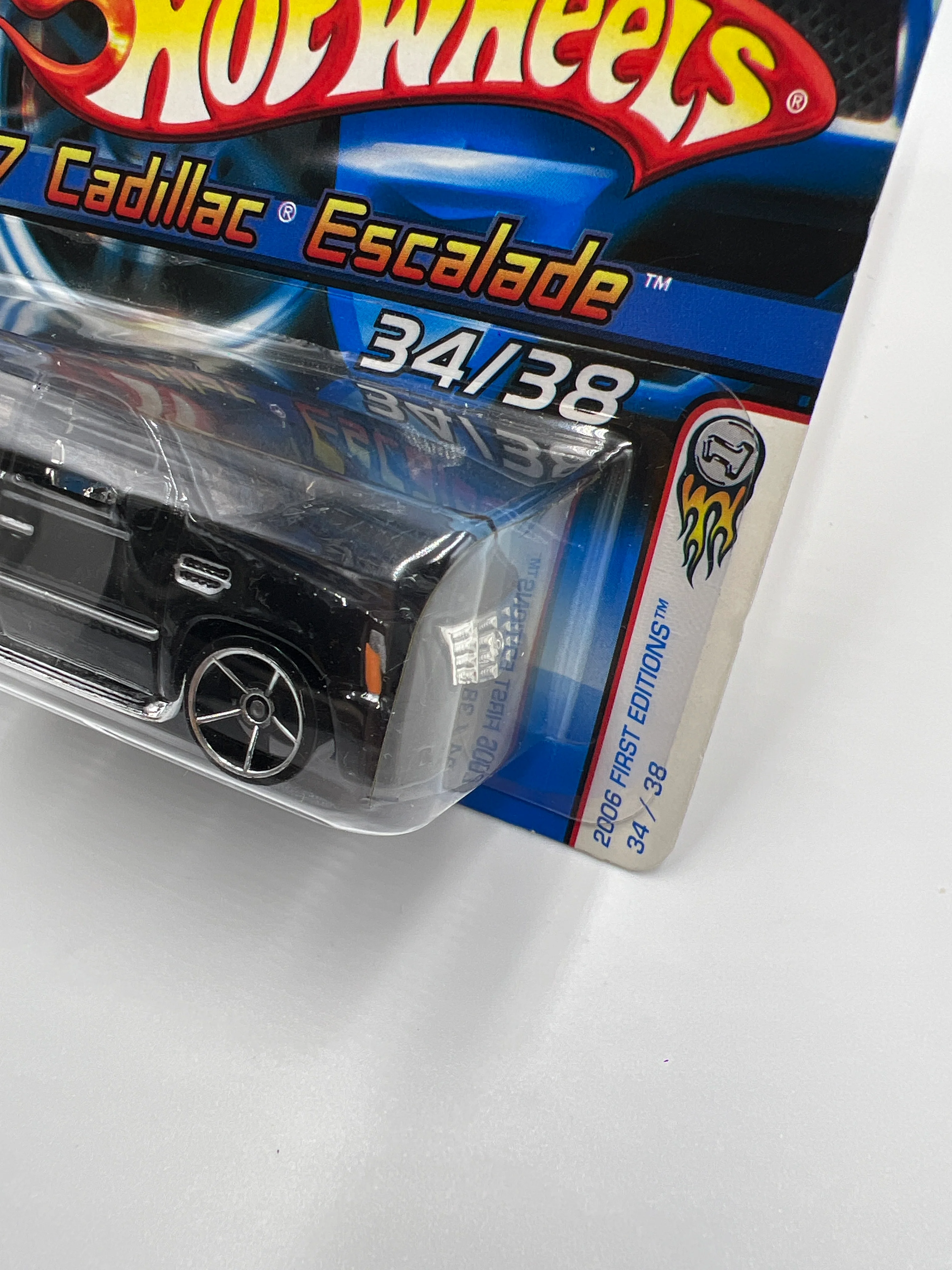 2006 Hot Wheels First Editions #034 07 Cadillac Escalade Black FTE Chromes VHTF Short Card W/Protector - Image 4