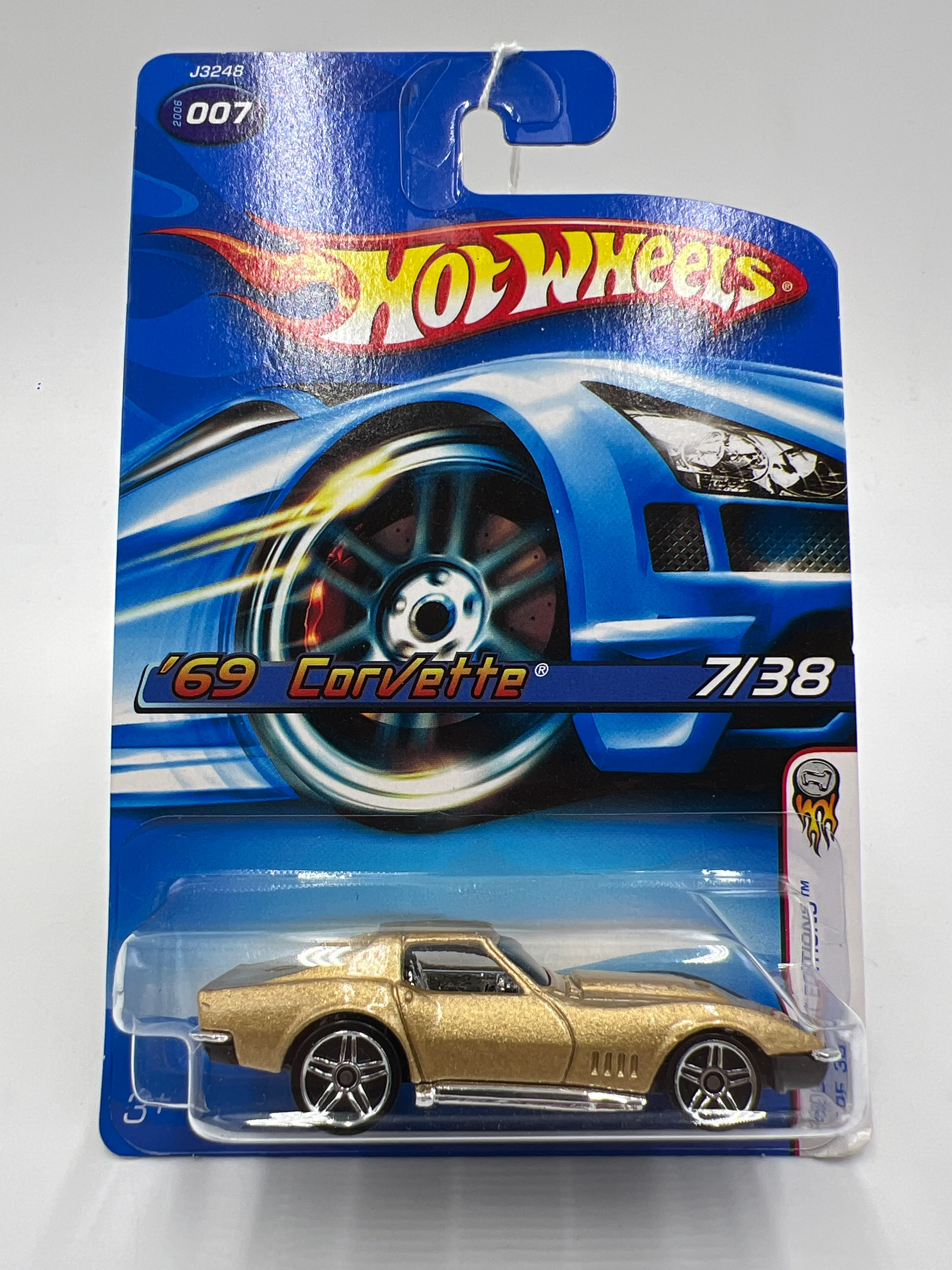 2006 Hot Wheels First Editions #7 69 Corvette Gold 15F - Image 2