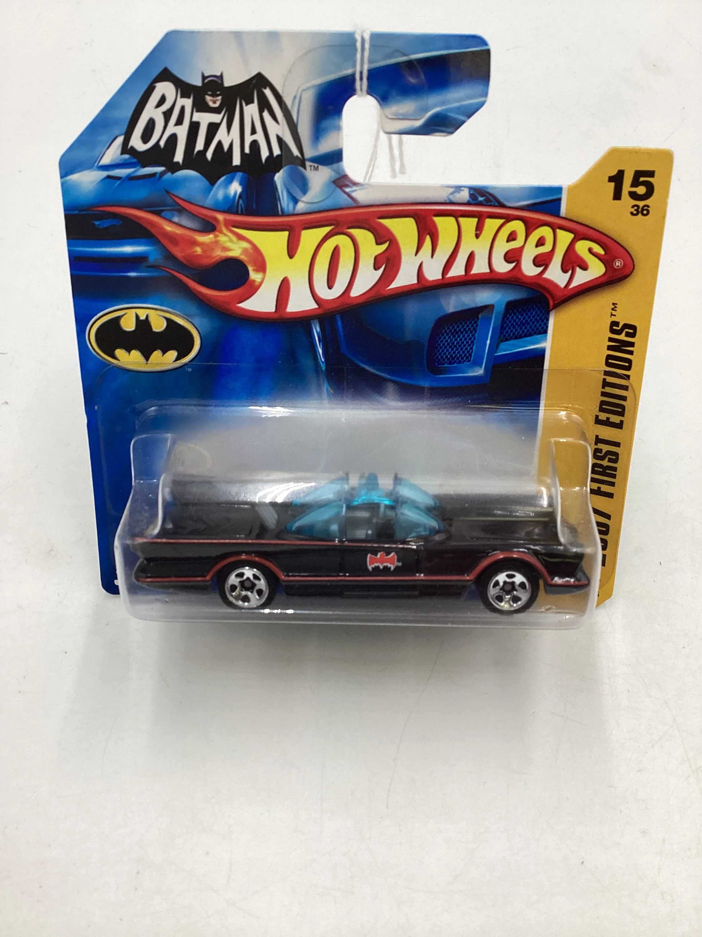 2007 Hot Wheels #015 Short Card TV Batmobile 119E - Image 2