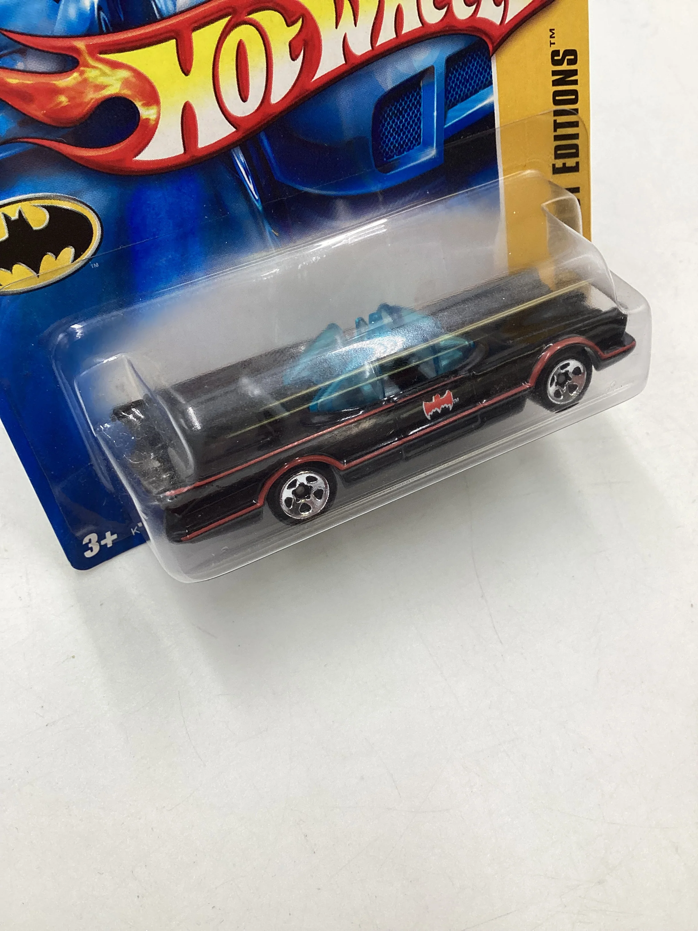2007 Hot Wheels #015 Short Card TV Batmobile 119E - Image 5