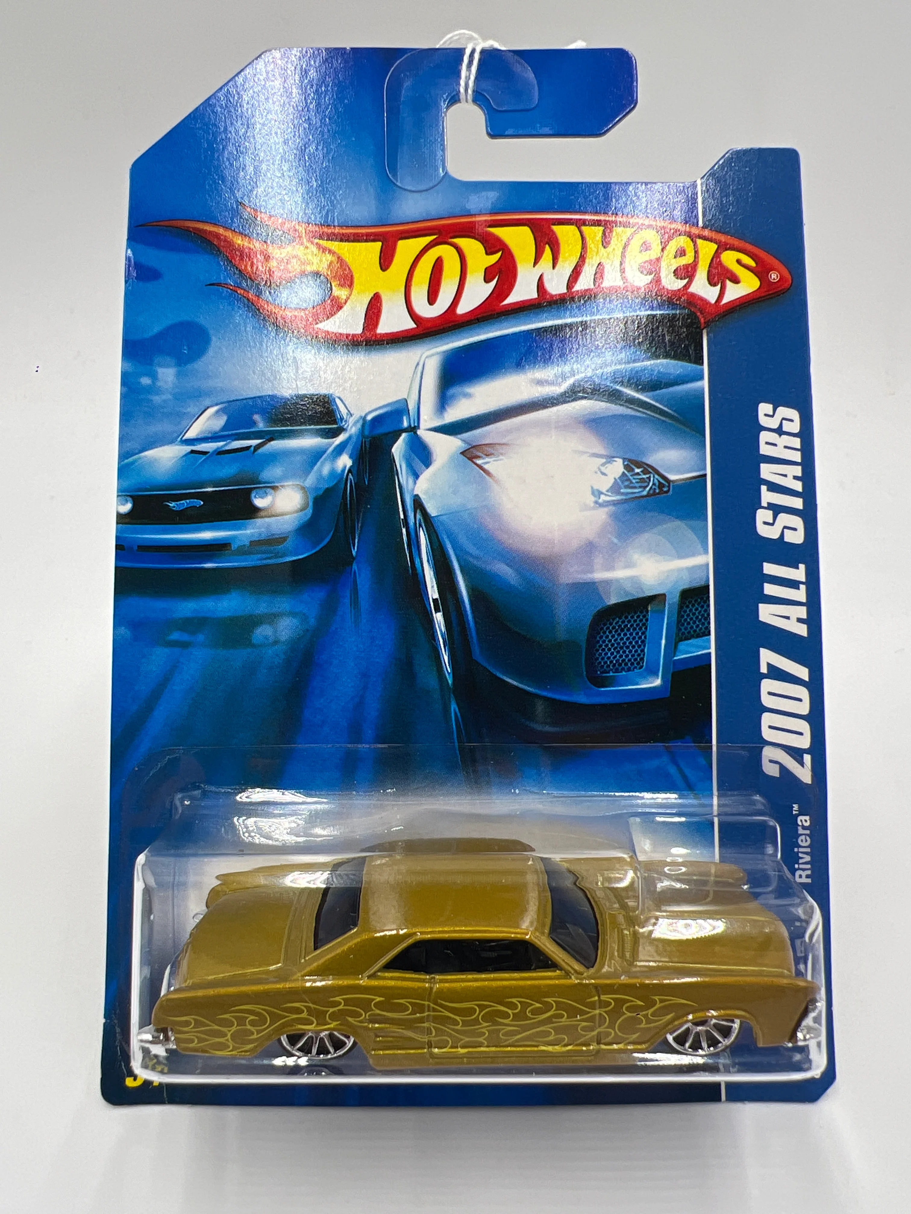 2007 Hot Wheels All Stars #140 1964 Buick Riviera Gold 60E - Image 2