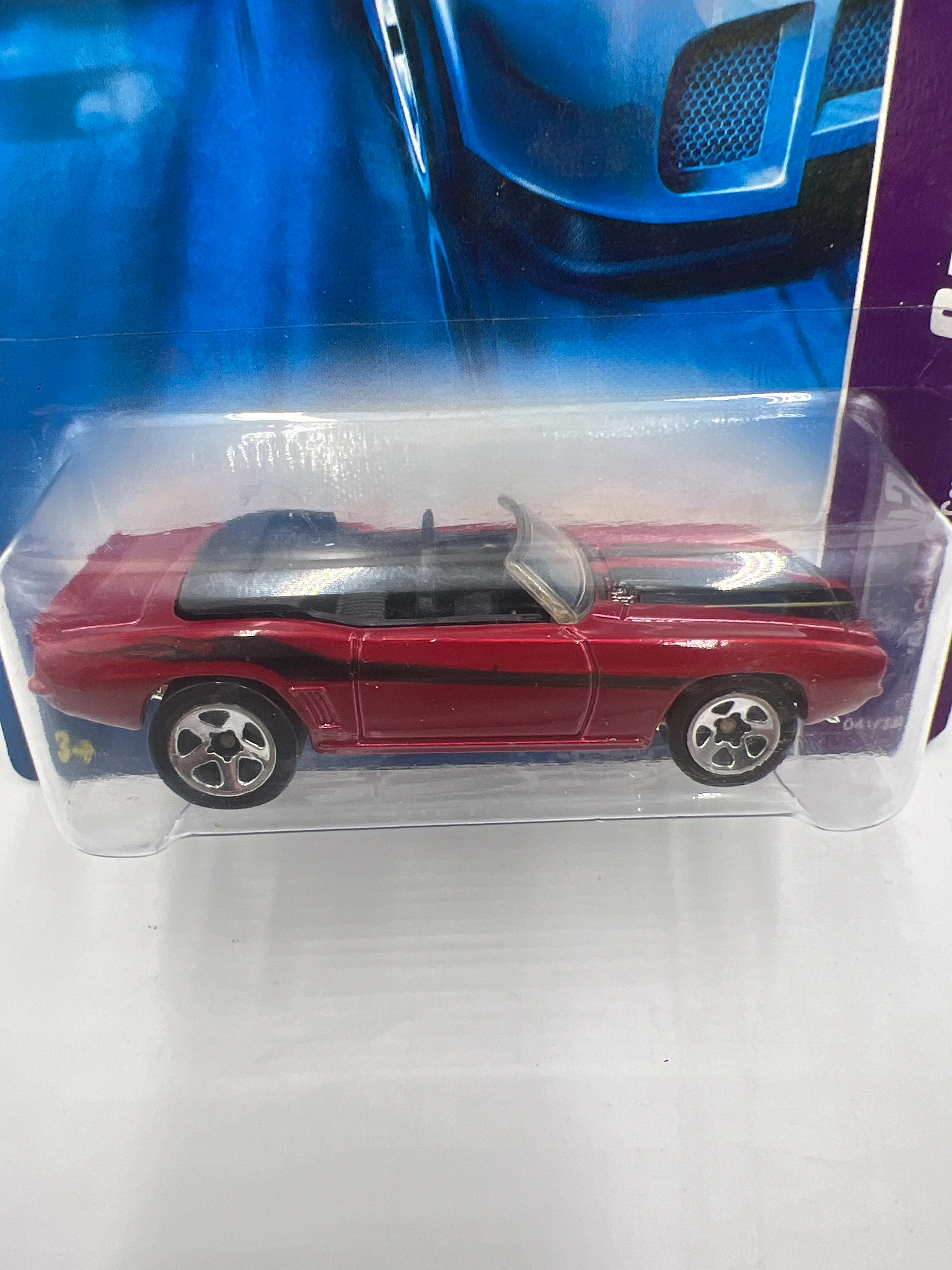 2007 Hot Wheels Camaro #041 69 Camaro Convertible Red 5F - Image 3