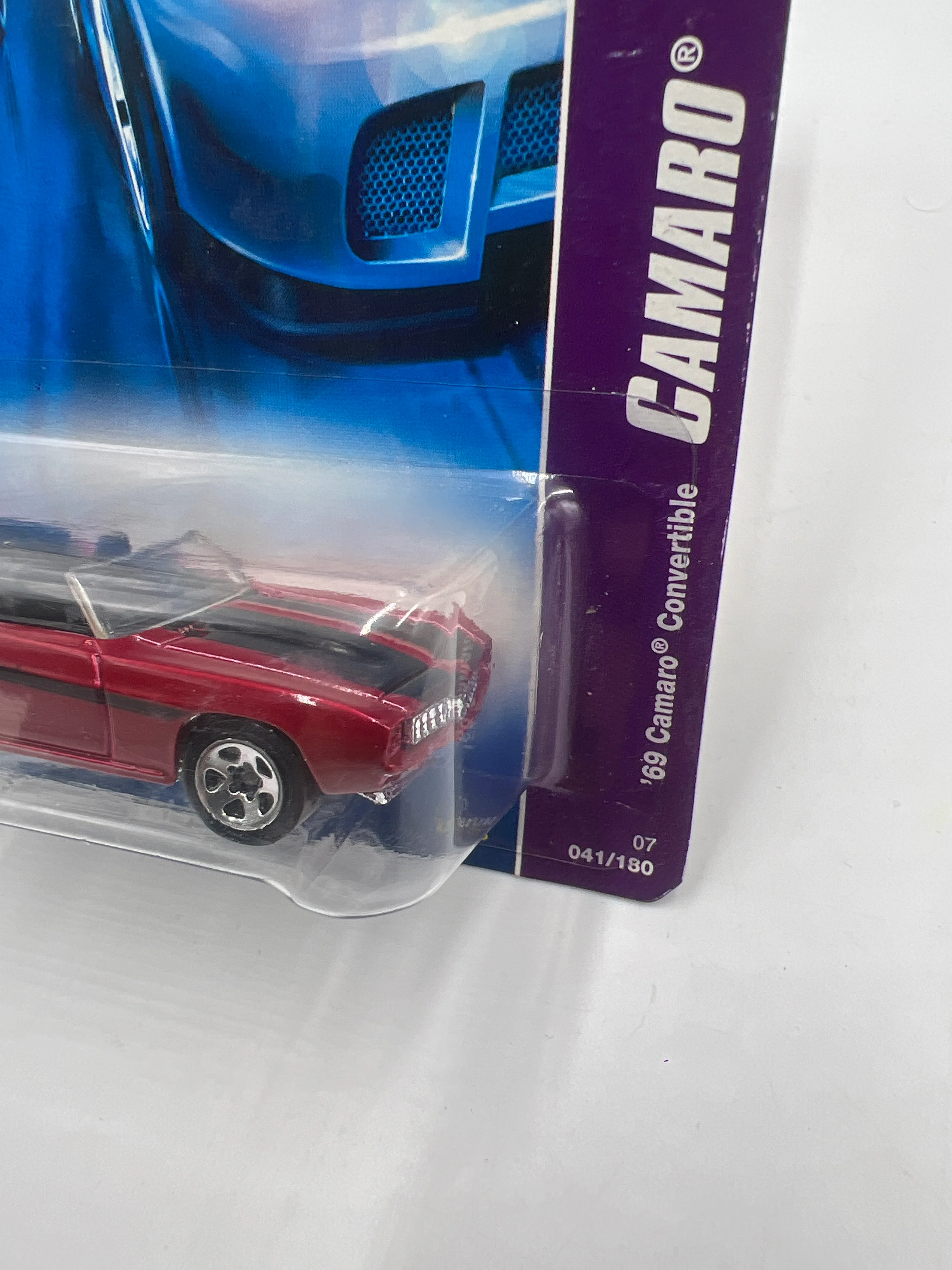 2007 Hot Wheels Camaro #041 69 Camaro Convertible Red 5F - Image 4
