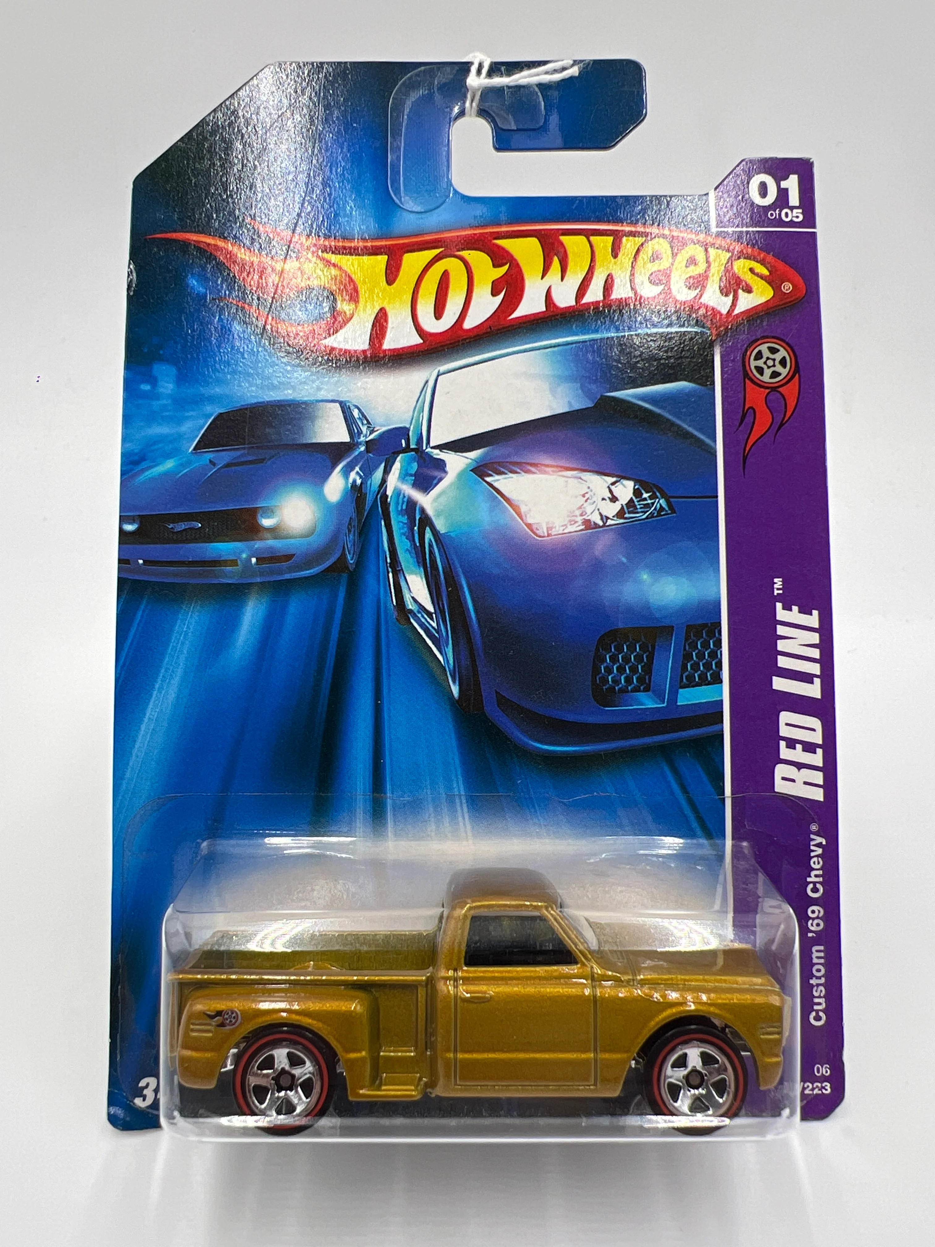 2006 Hot Wheels Red Line #96 Custom 69 Chevy Gold 9B - Image 2