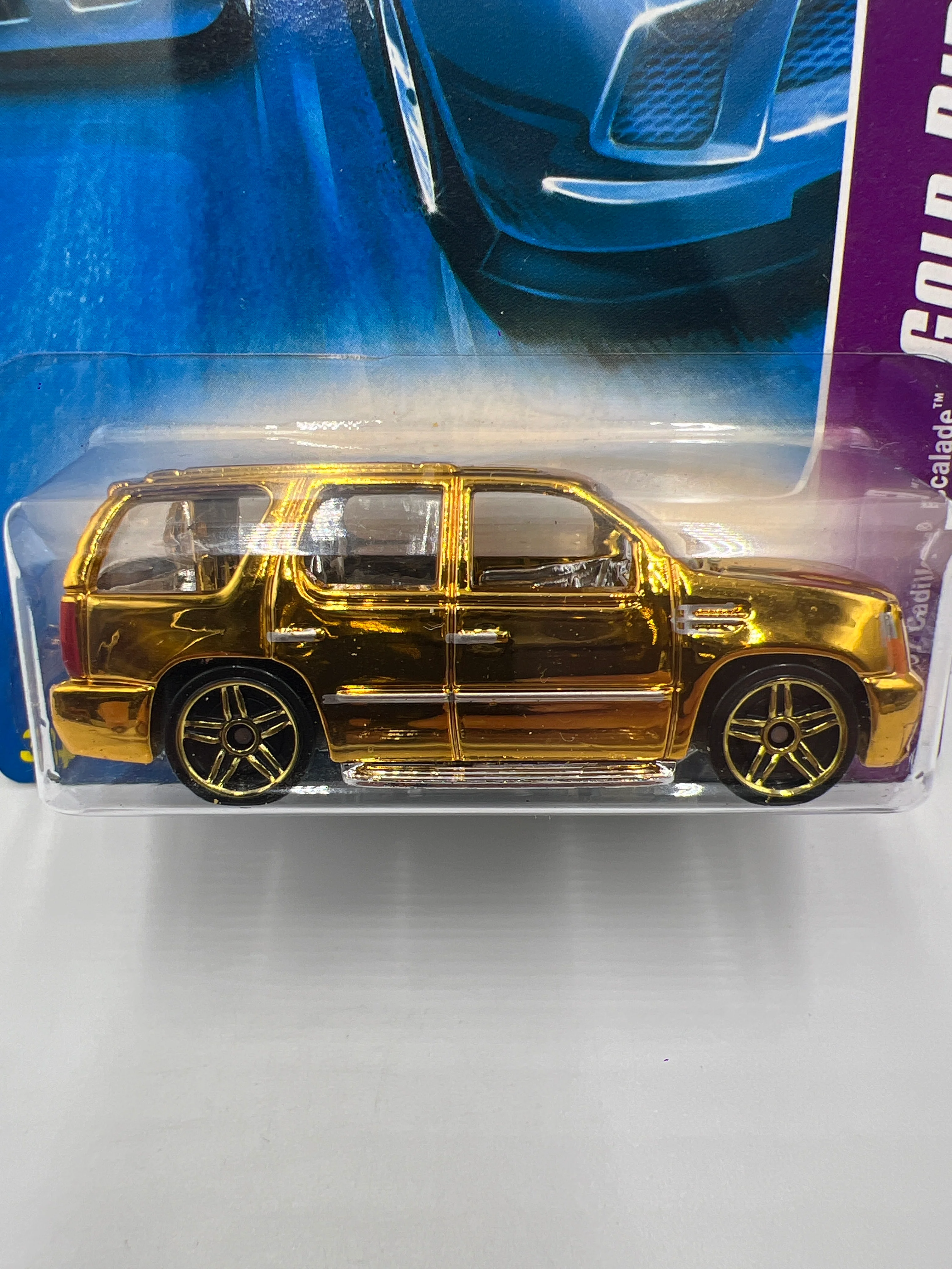 2007 Hot Wheels Gold Rides #54 07 Cadillac Escalade Gold 61B - Image 3