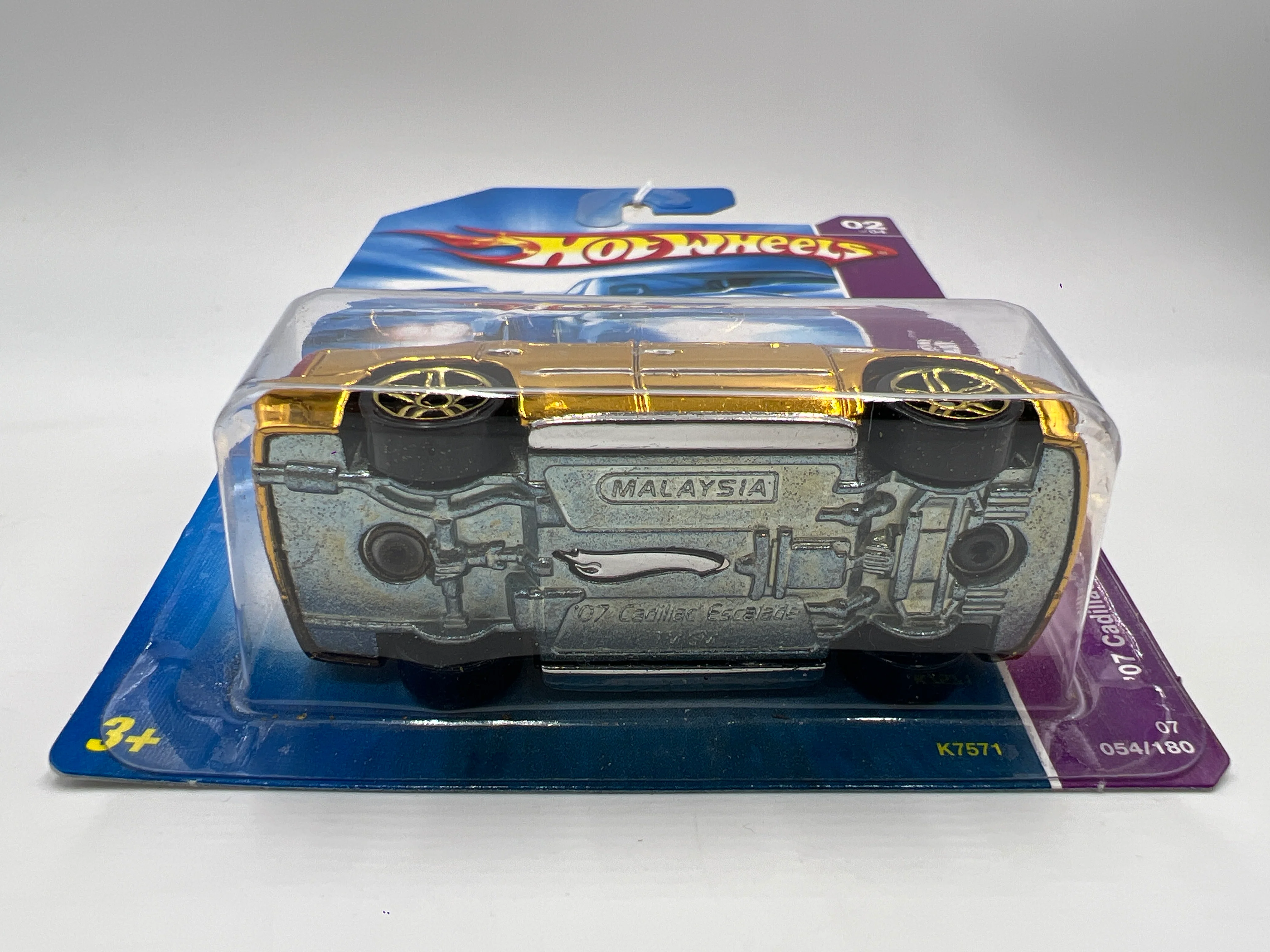 2007 Hot Wheels Gold Rides #54 07 Cadillac Escalade Gold 61B - Image 6