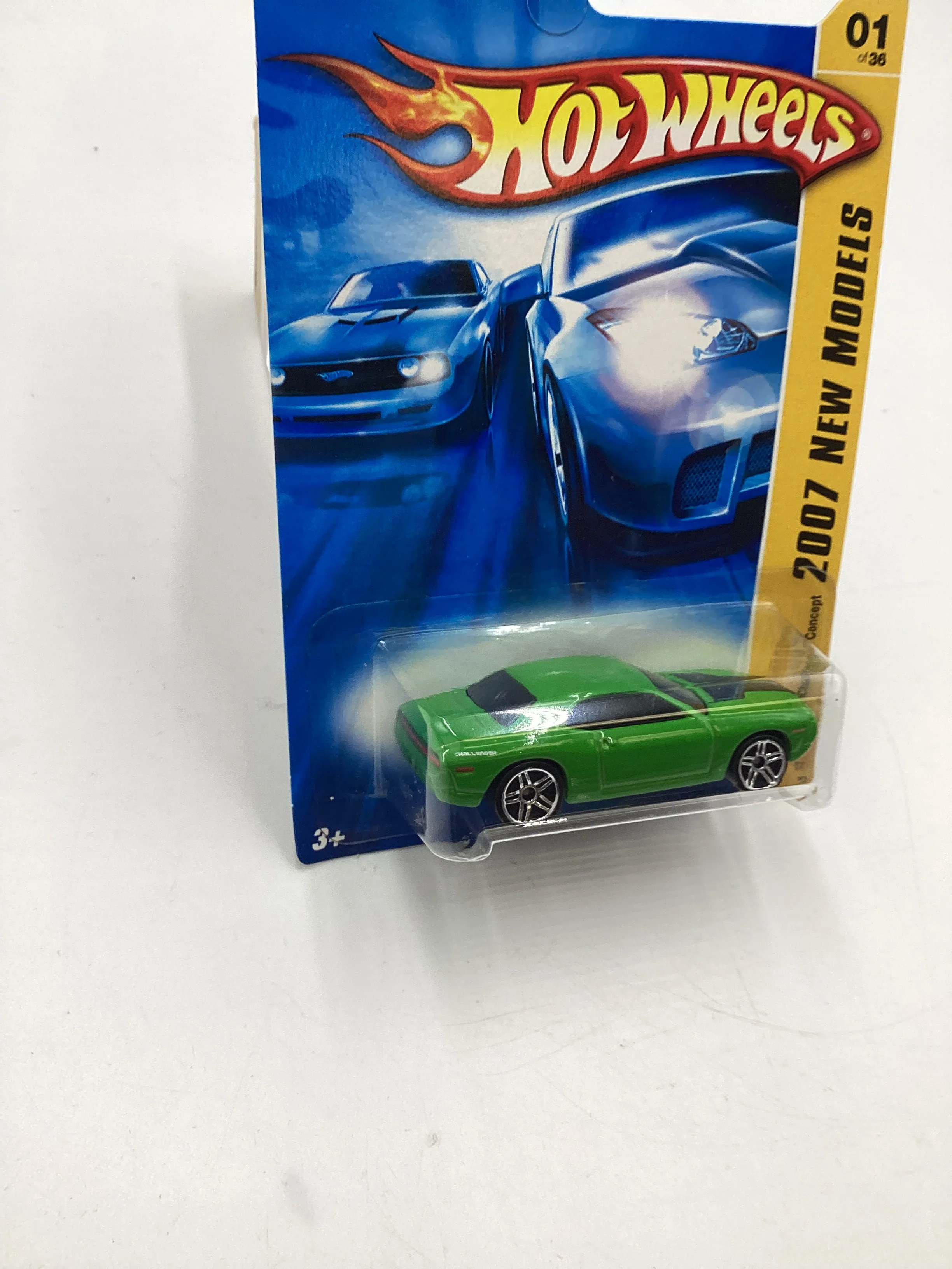 2007 Hot Wheels New Models #1 Dodge Challenger Concept Green PR5 Wheels 39D - Image 5