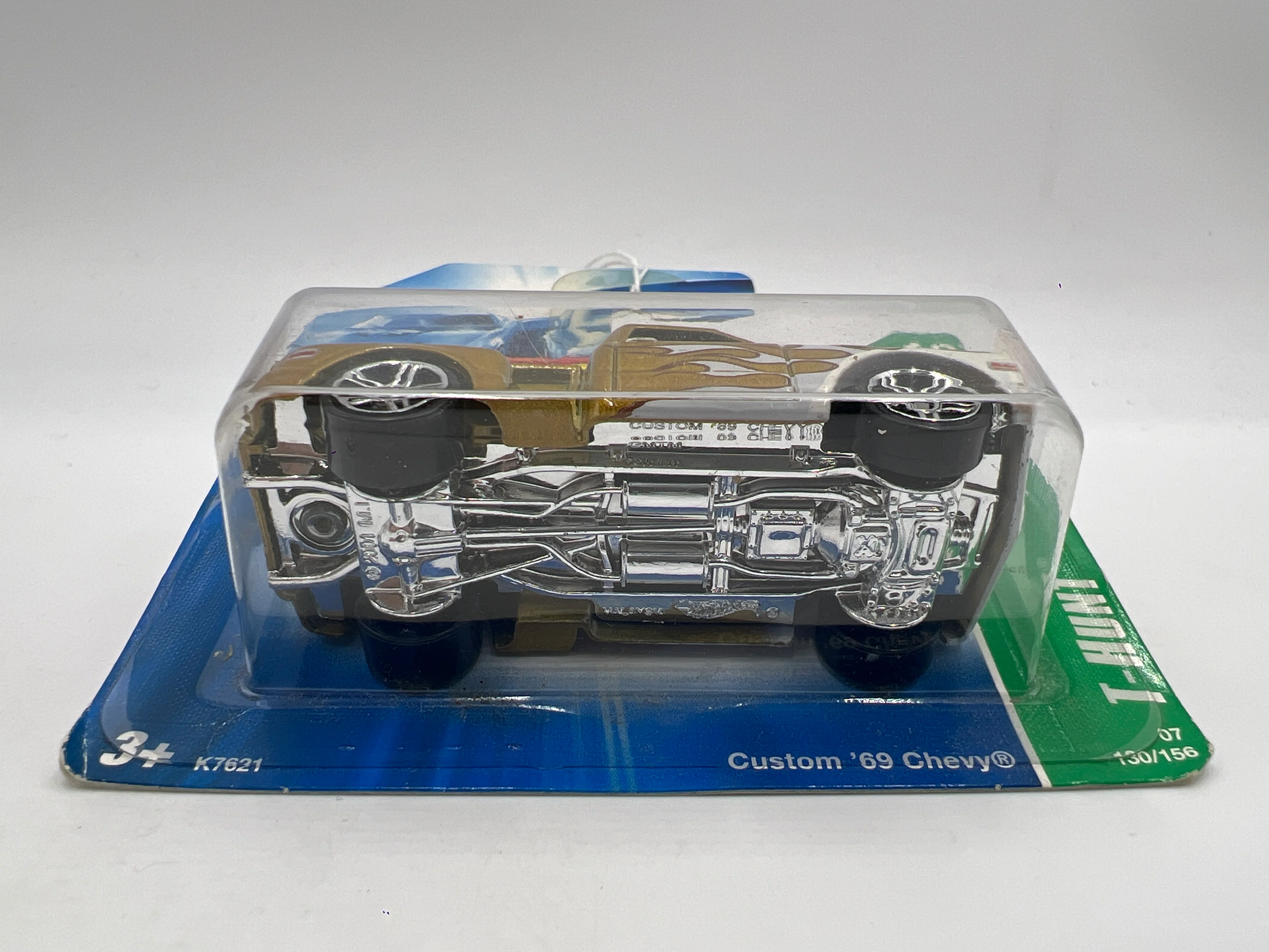 2007 Hot Wheels Short Card Treasure Hunt #130 Custom 69 Chevy Gold - Image 5