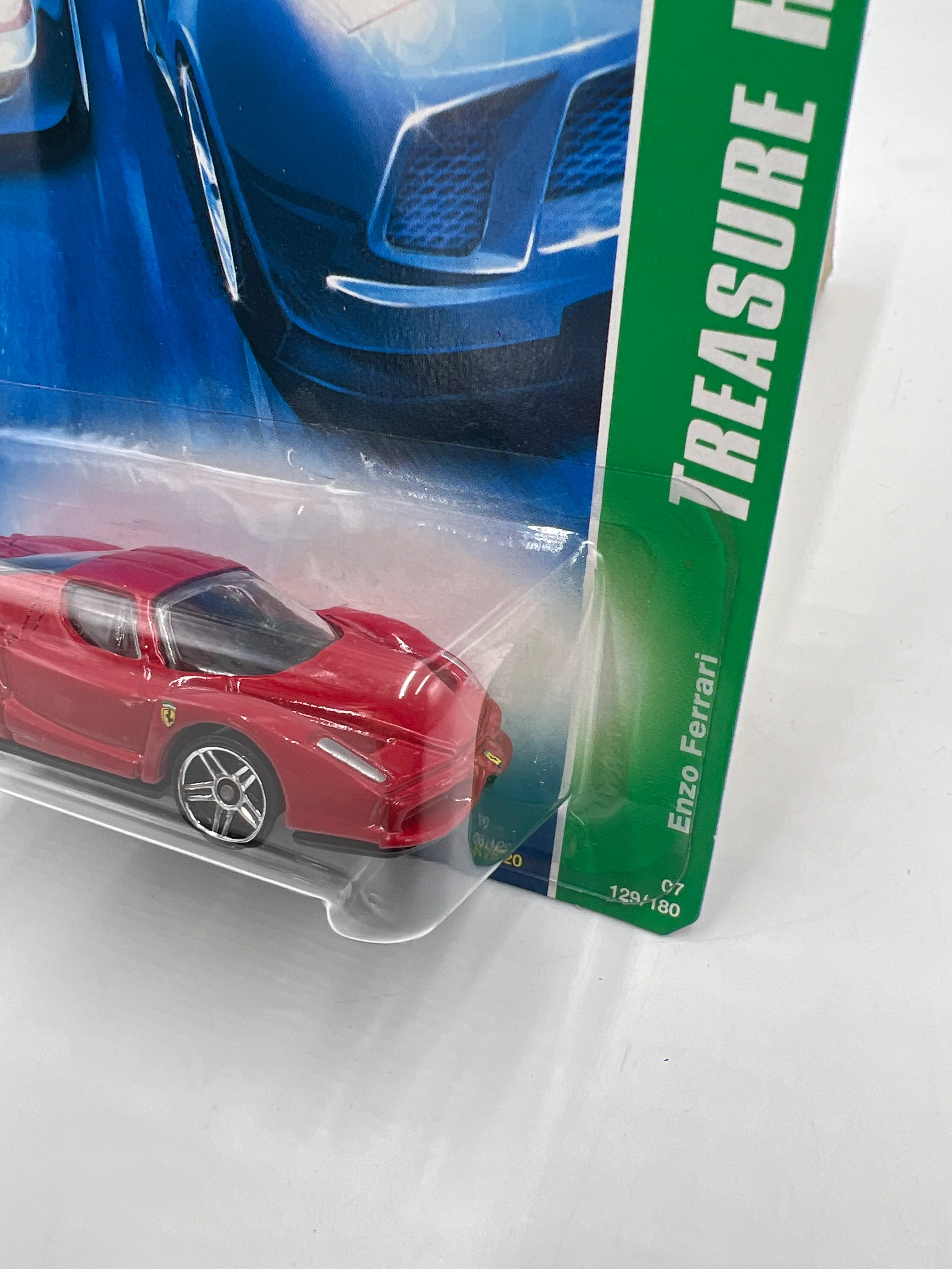 2007 Hot Wheels Treasure Hunts #129 Enzo Ferrari Red Seats W/Protector - Image 4