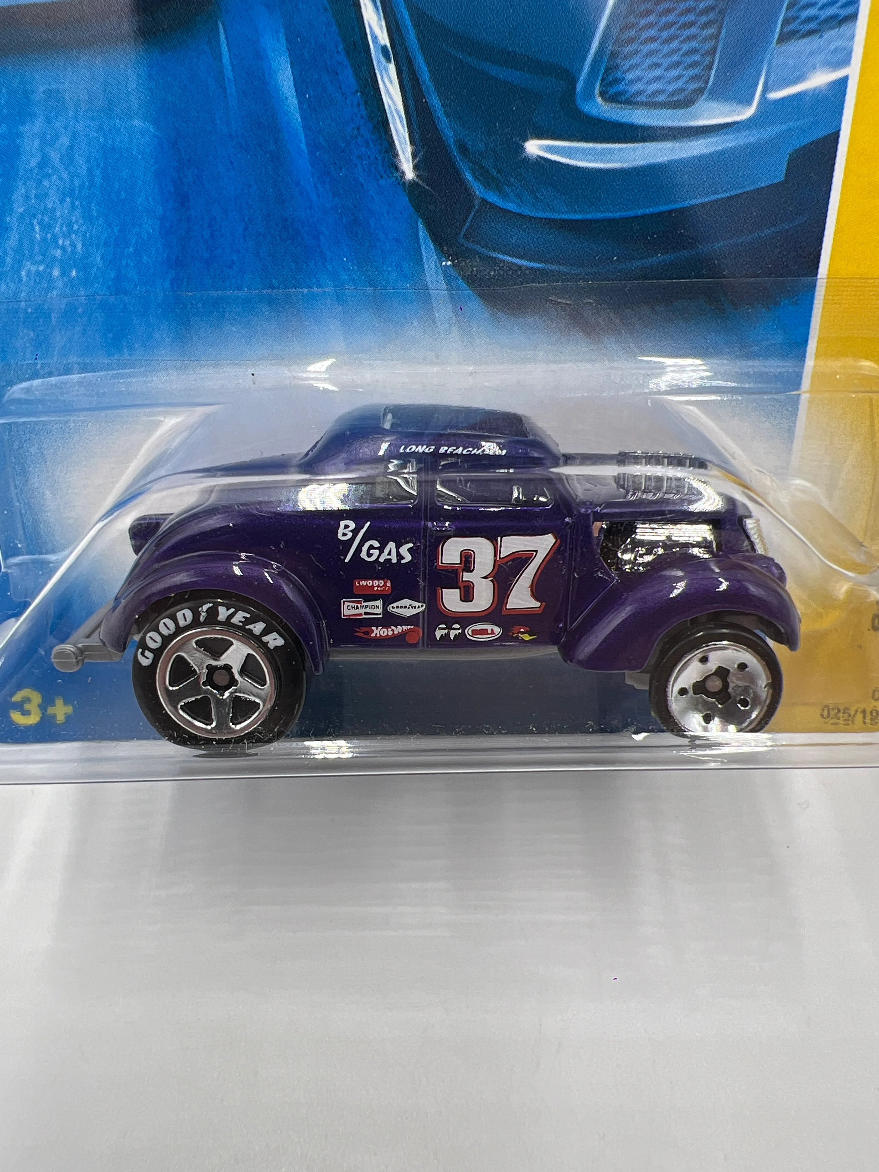 2008 Hot Wheels New Models #25 Pass N Gasser Purple - Image 3