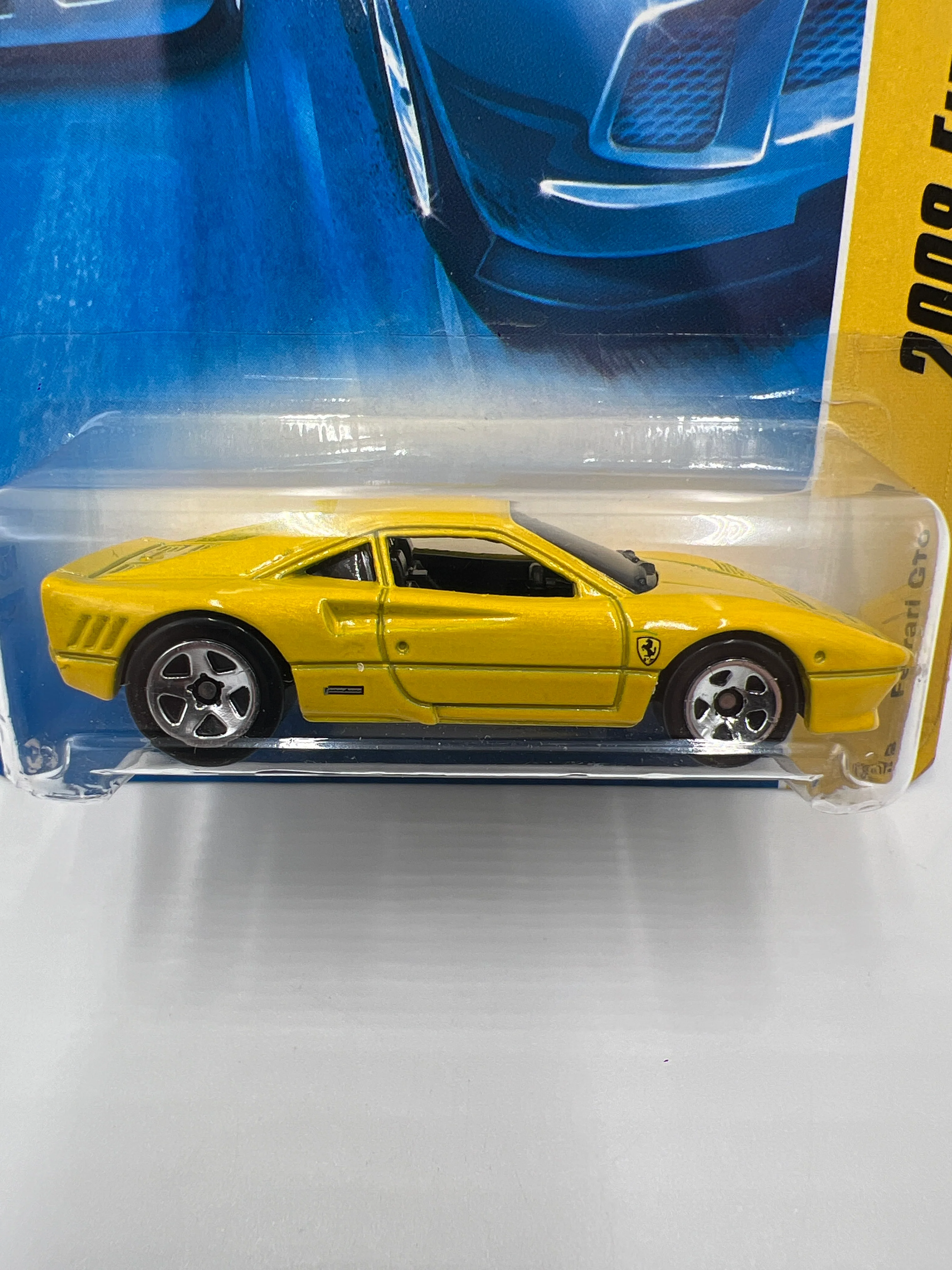 2008 Hot Wheels New Models #38 Ferrari GTO Yellow W/Protector SR - Image 3